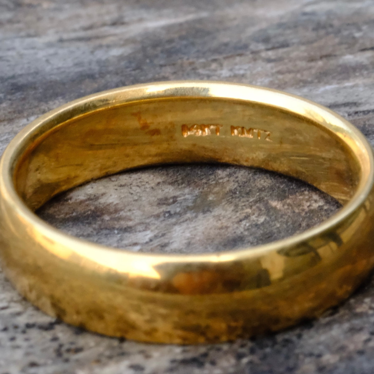 Vintage 14K Gold Band Ring 7.75
