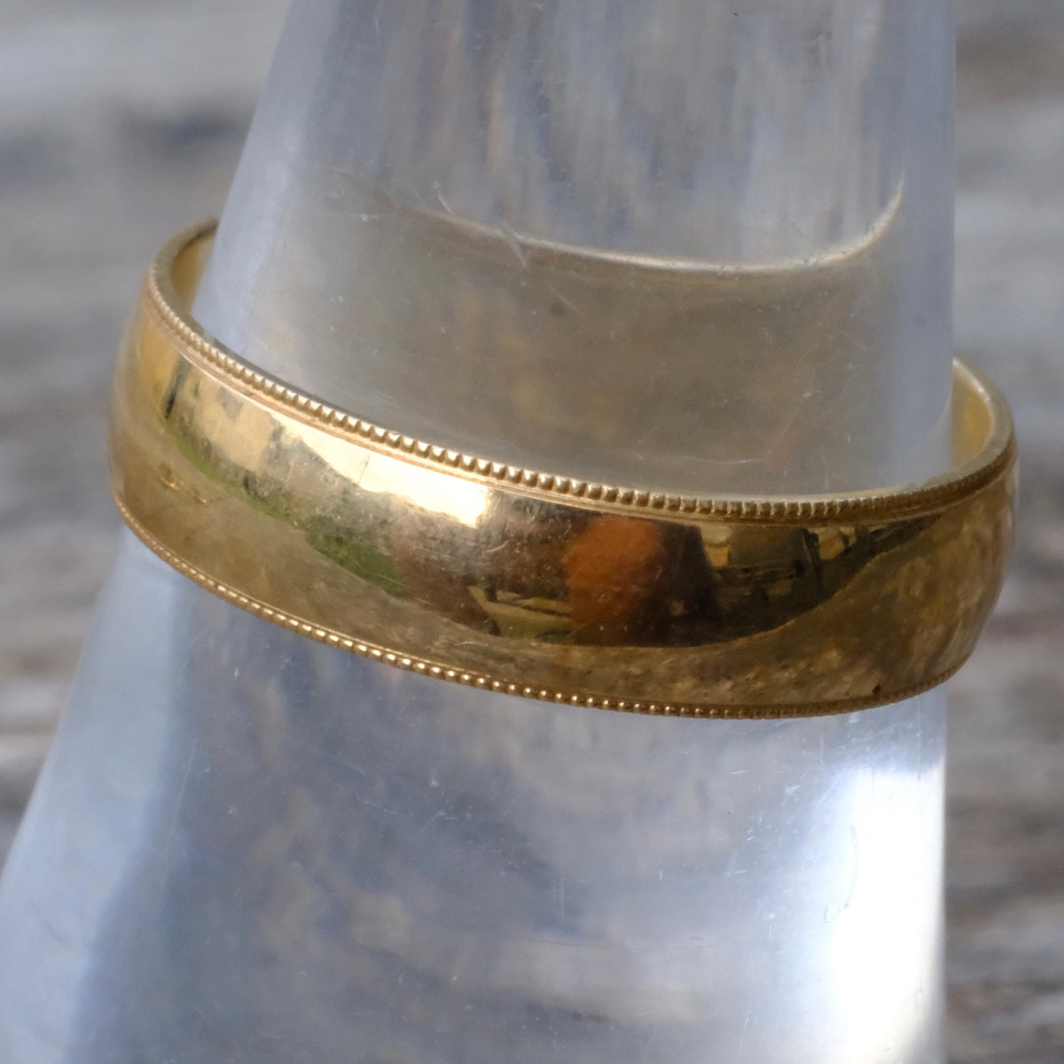 Vintage 14K Gold Band Ring 7.75
