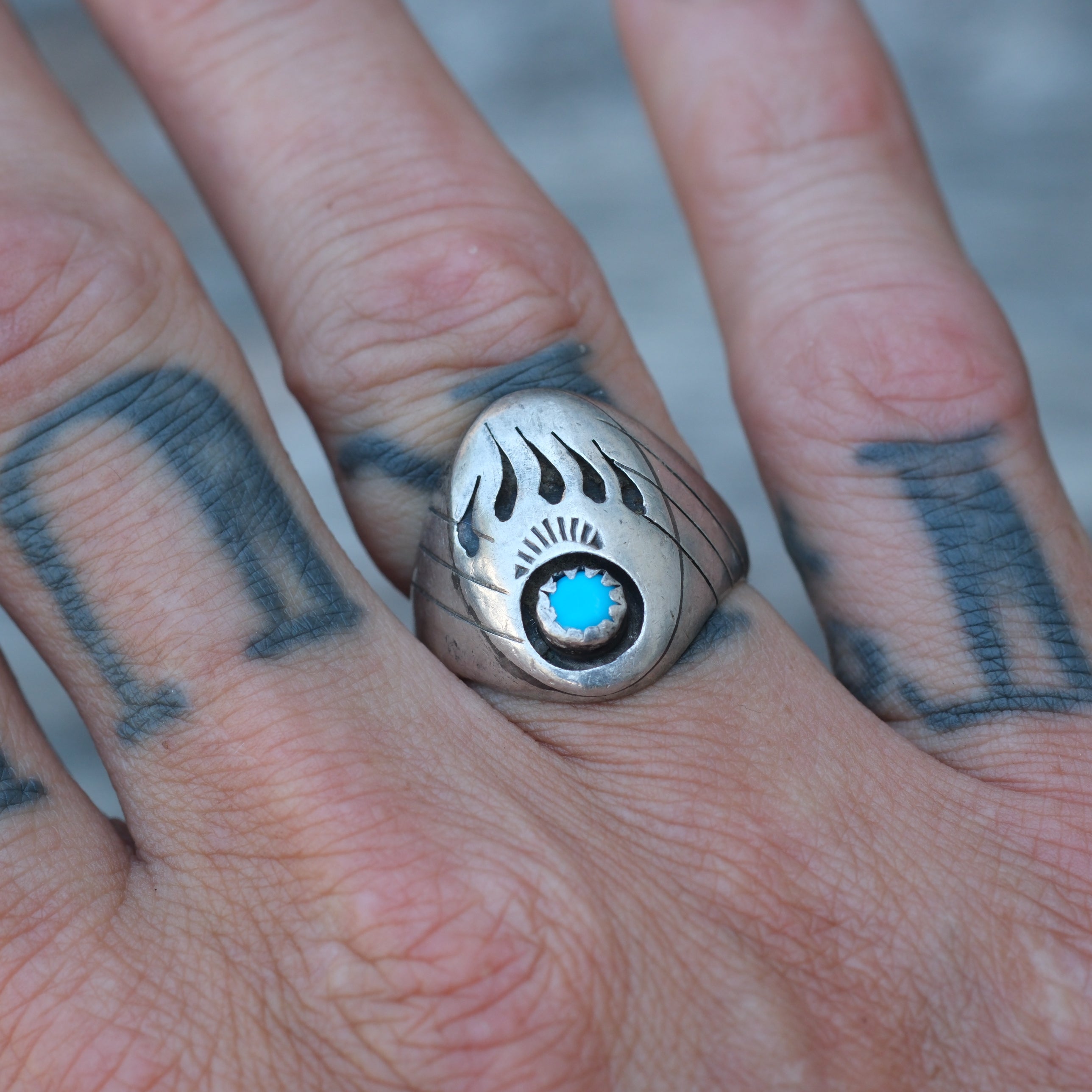 Vintage Sterling Turquoise Bear Paw Ring 8.5