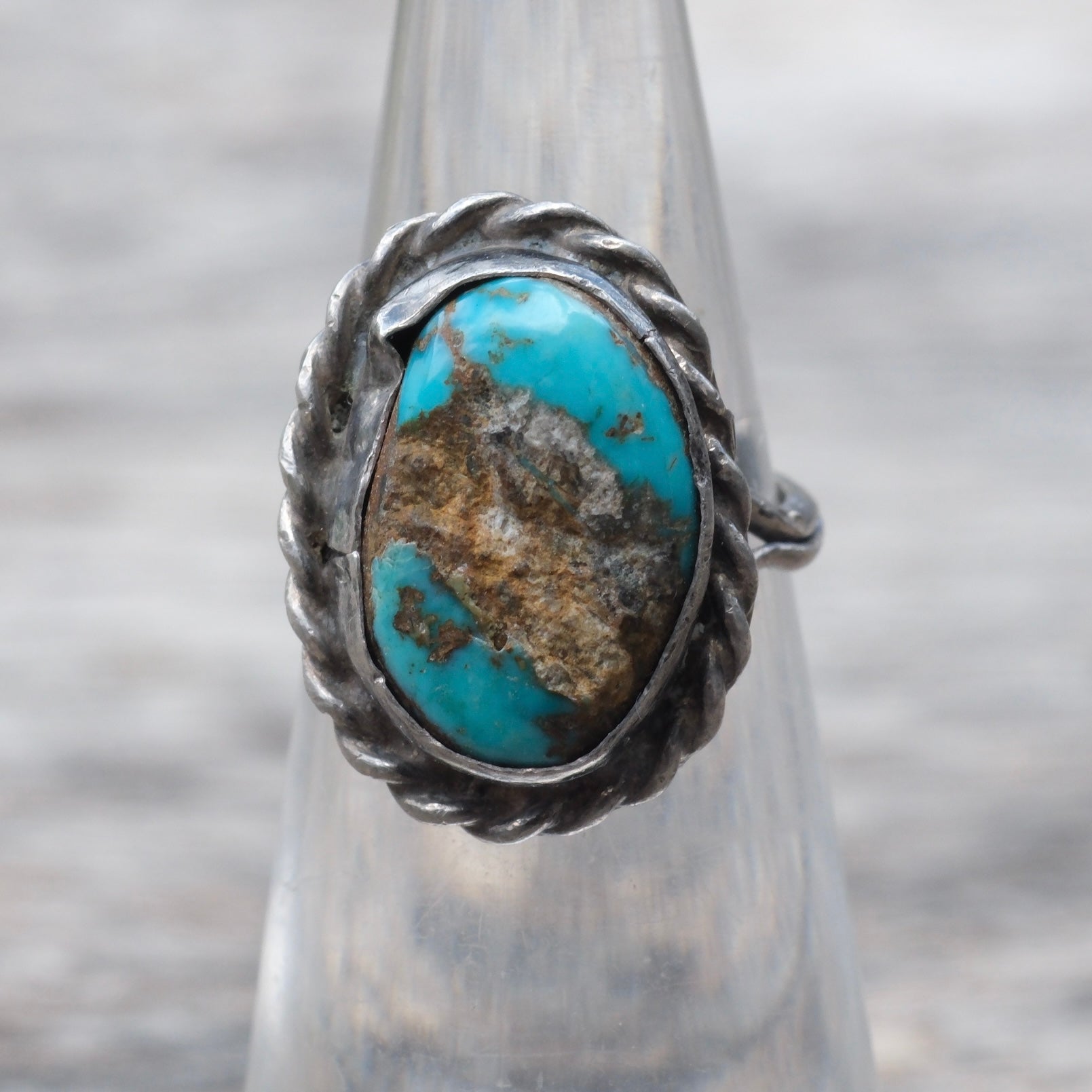 Vintage Sterling Turquoise Roper Ring 3.75
