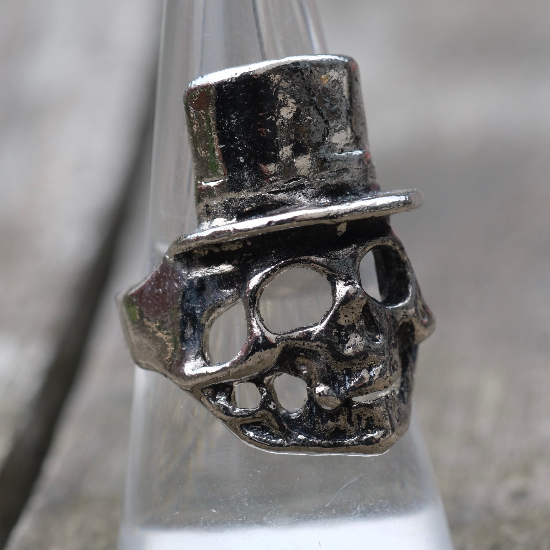 Vintage White Bronze Biker Ring 8.5