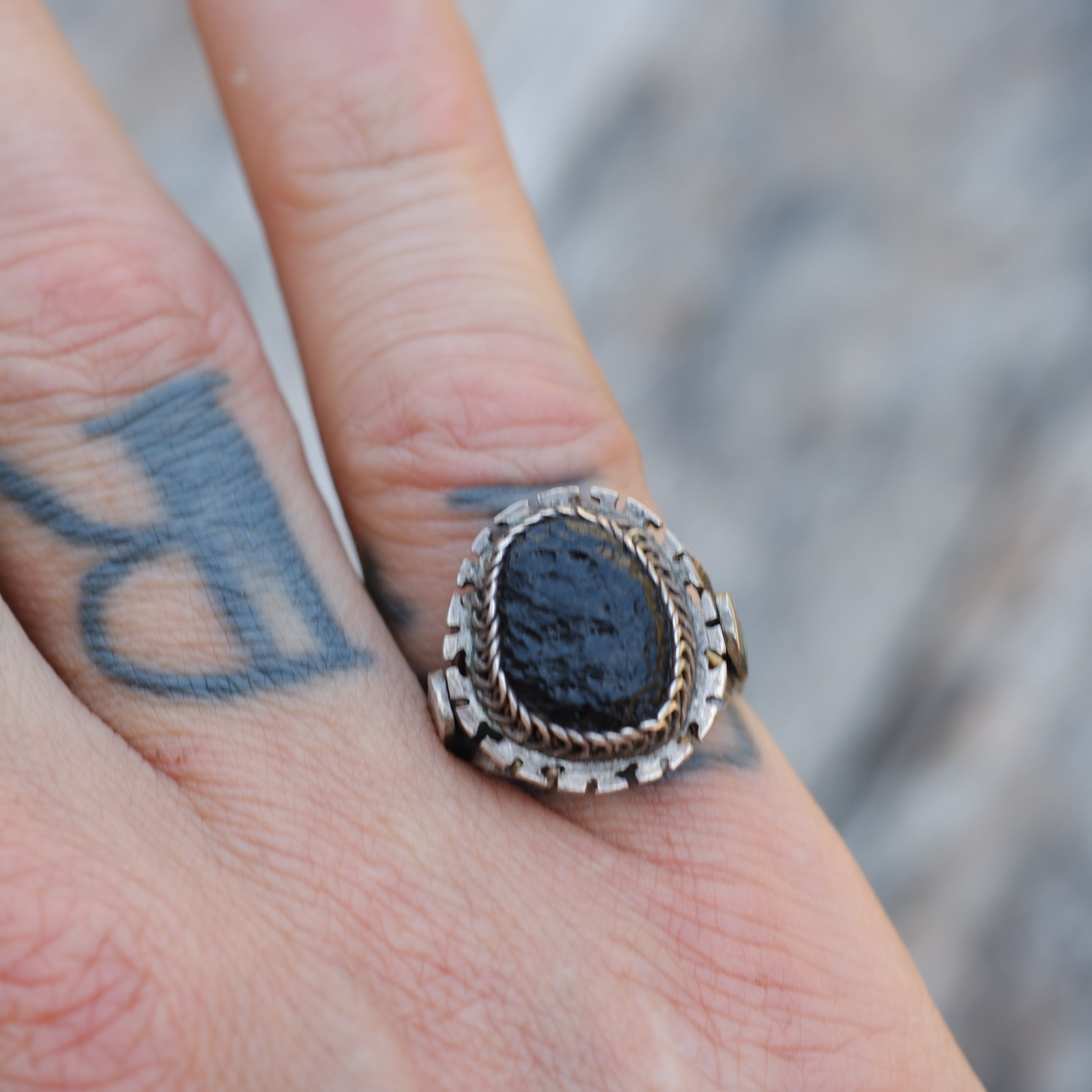 Vintage Sterling Onyx Ring 6