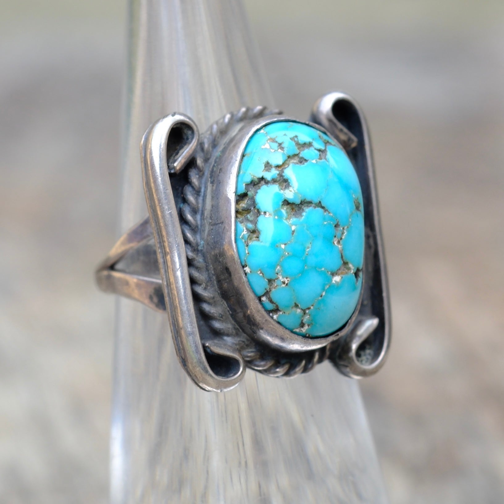 Vintage Sterling Turquoise Ring 4.25