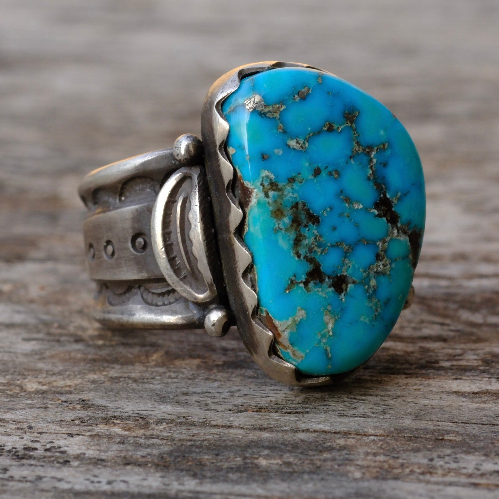 Heavy Ingot Sterling Silver Stamped Band Turquoise Ring 7.75