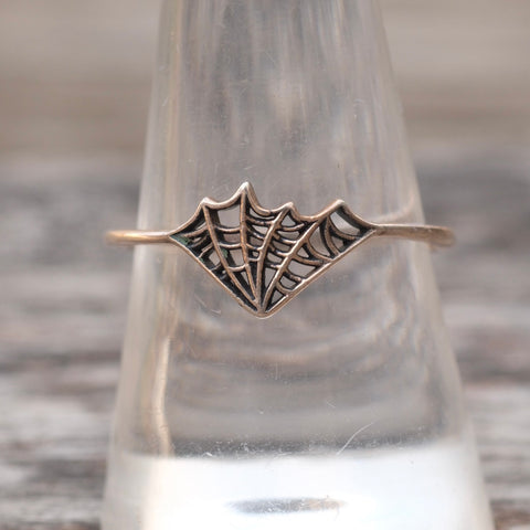 Vintage Sterling Spiderweb Band 9.5