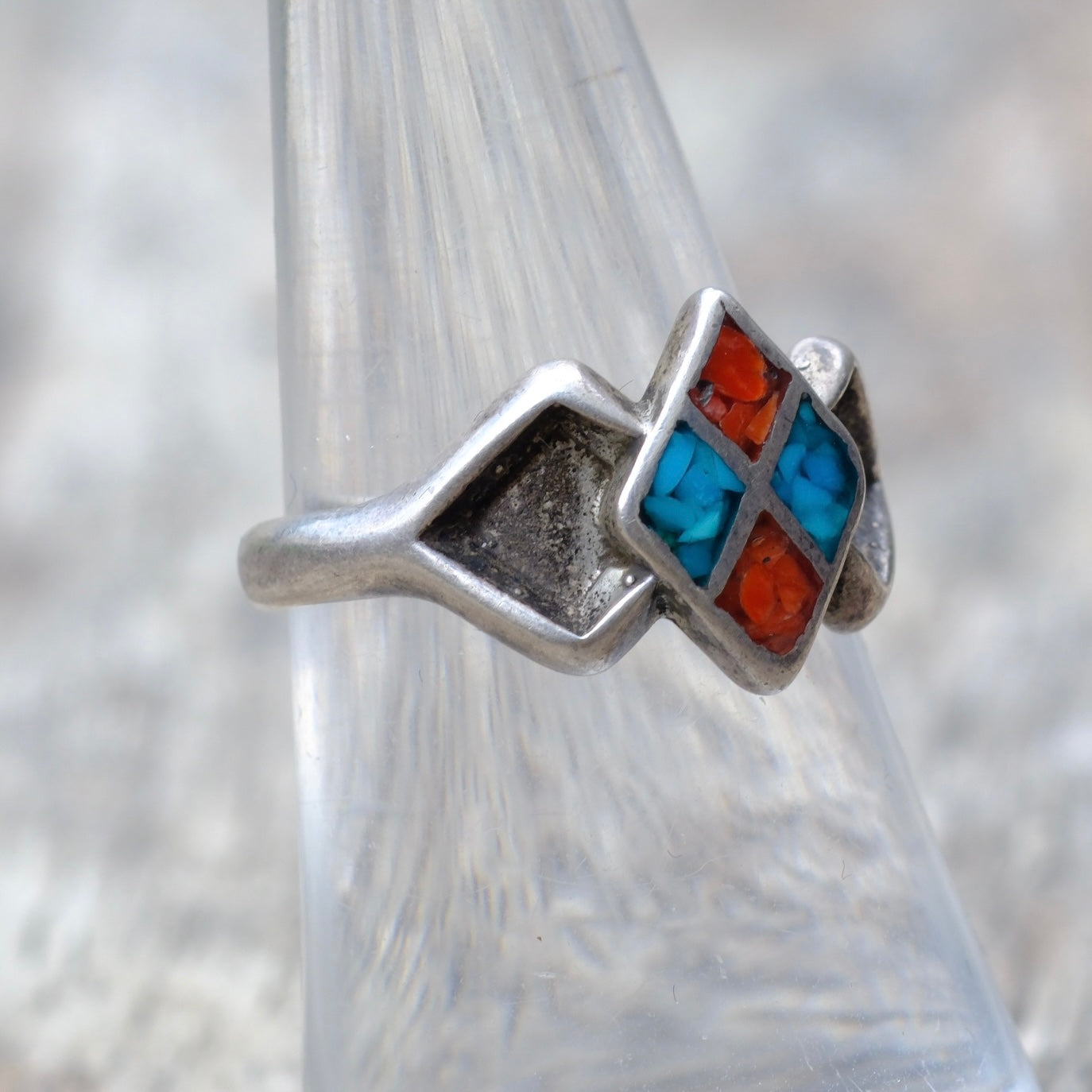 Vintage Sterling Silver Crushed Turquoise & Coral Inlay Diamond Ring 7