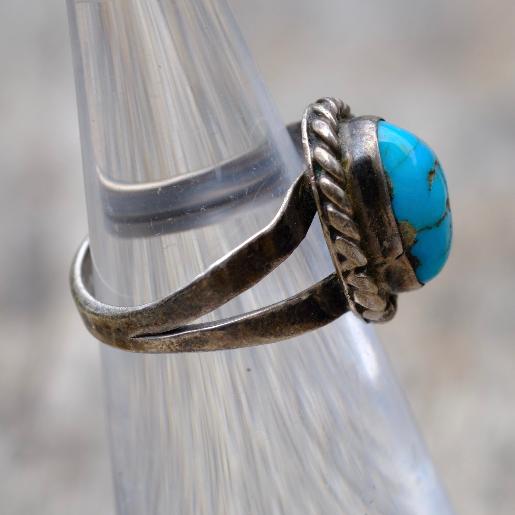 Vintage Sterling Turquoise Roper Ring 2.75