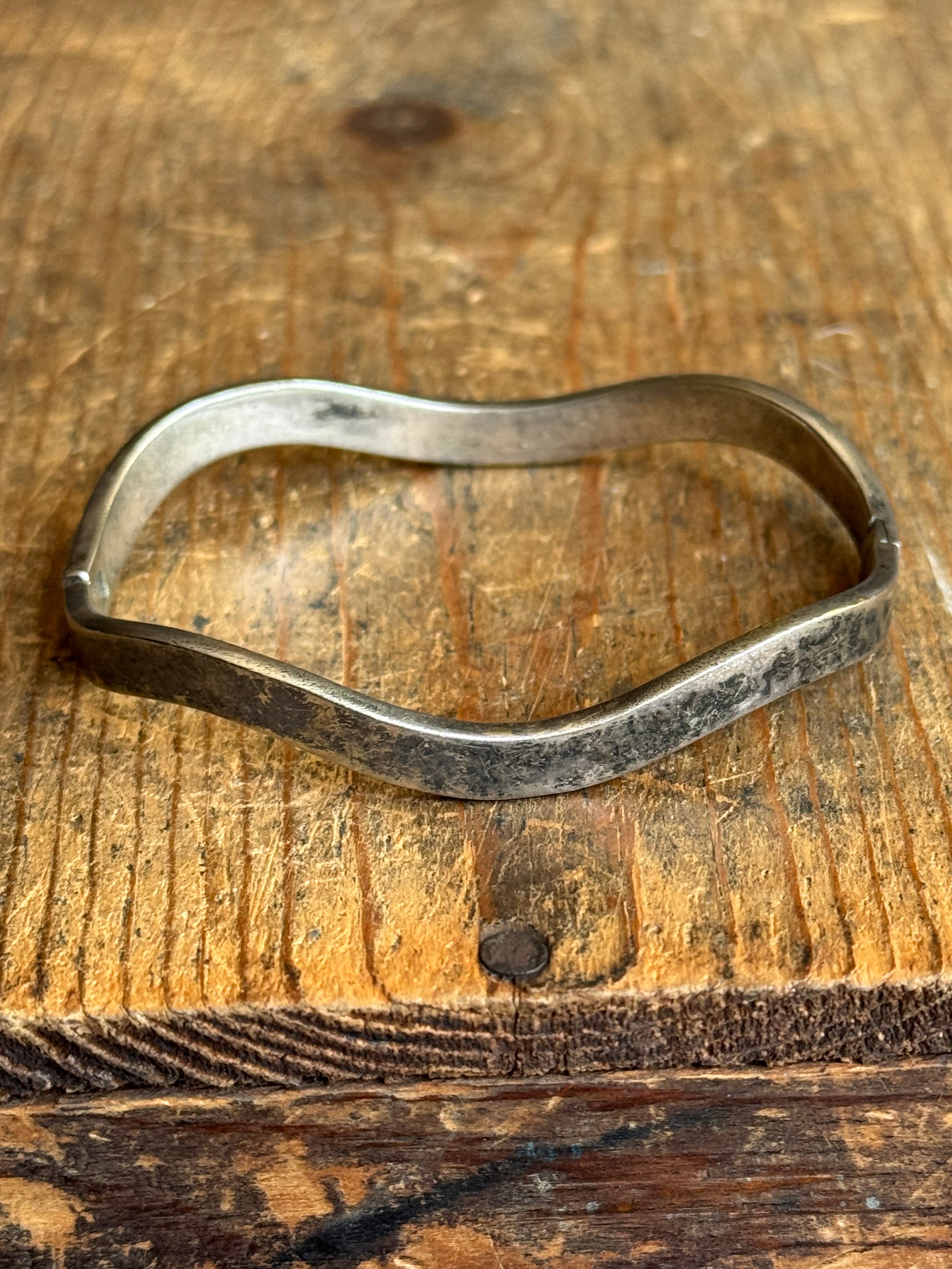 Vintage Sterling Silver Wavy Latch Bracelet