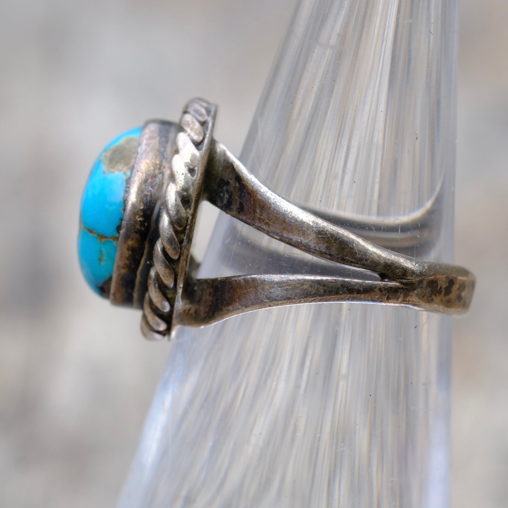 Vintage Sterling Turquoise Roper Ring 2.75
