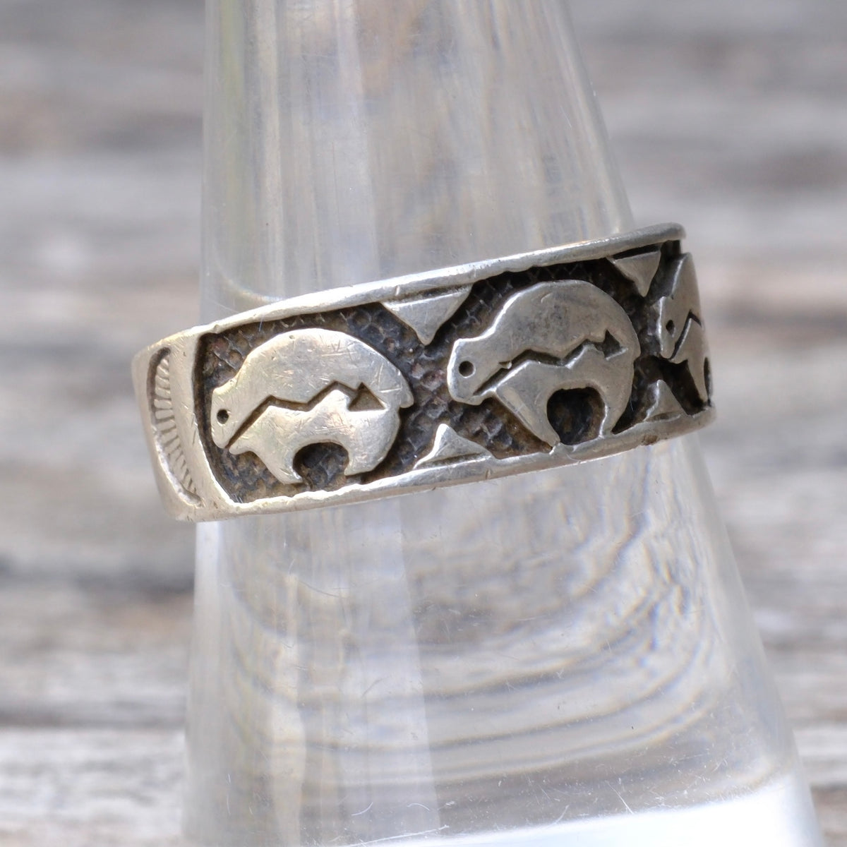 Vintage Sterling Hopi Bear Band Ring 8.75