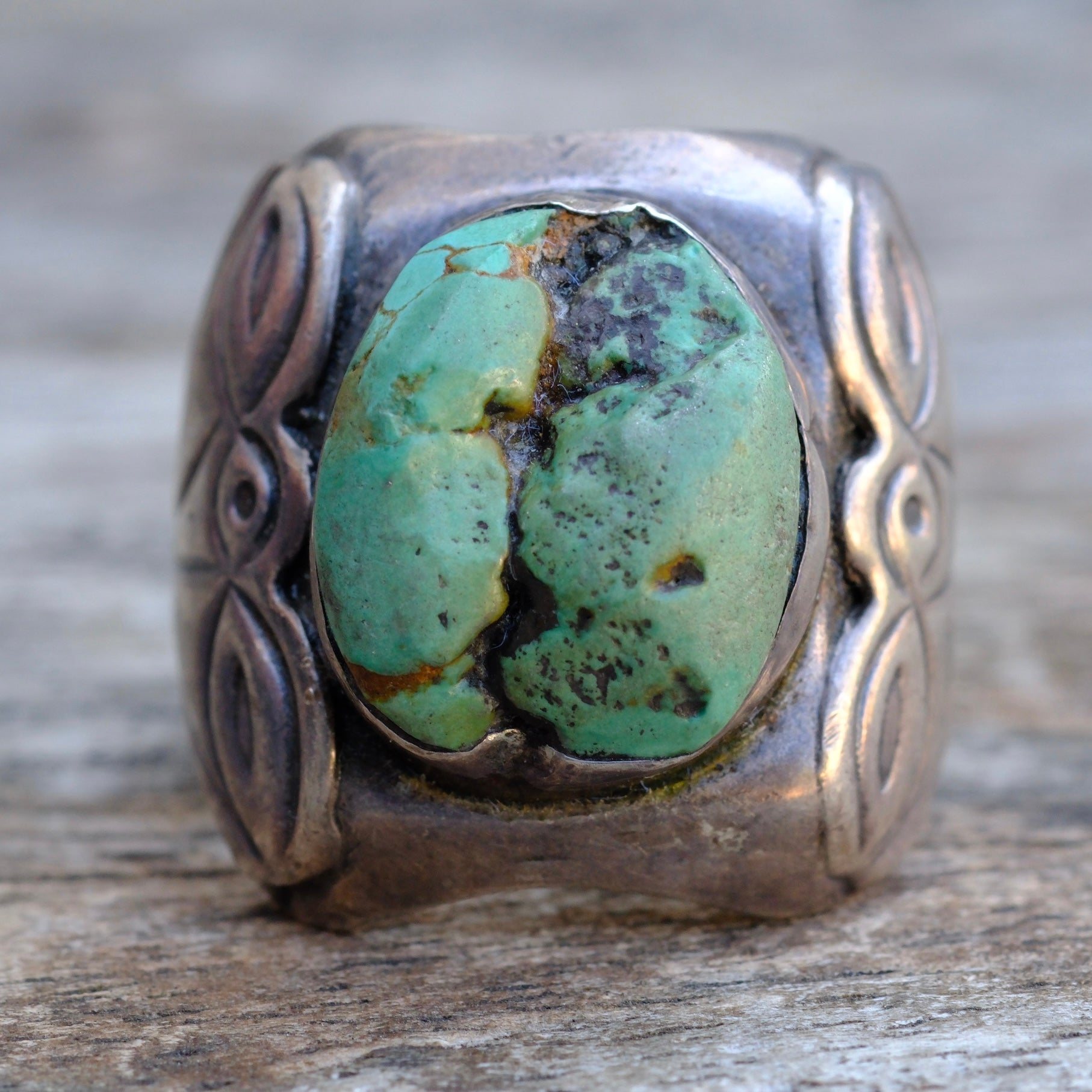 Vintage Sterling Turquoise Stamped Band Ring 9