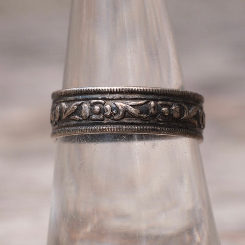 Vintage Sterling Silver Scroll Band 6.75