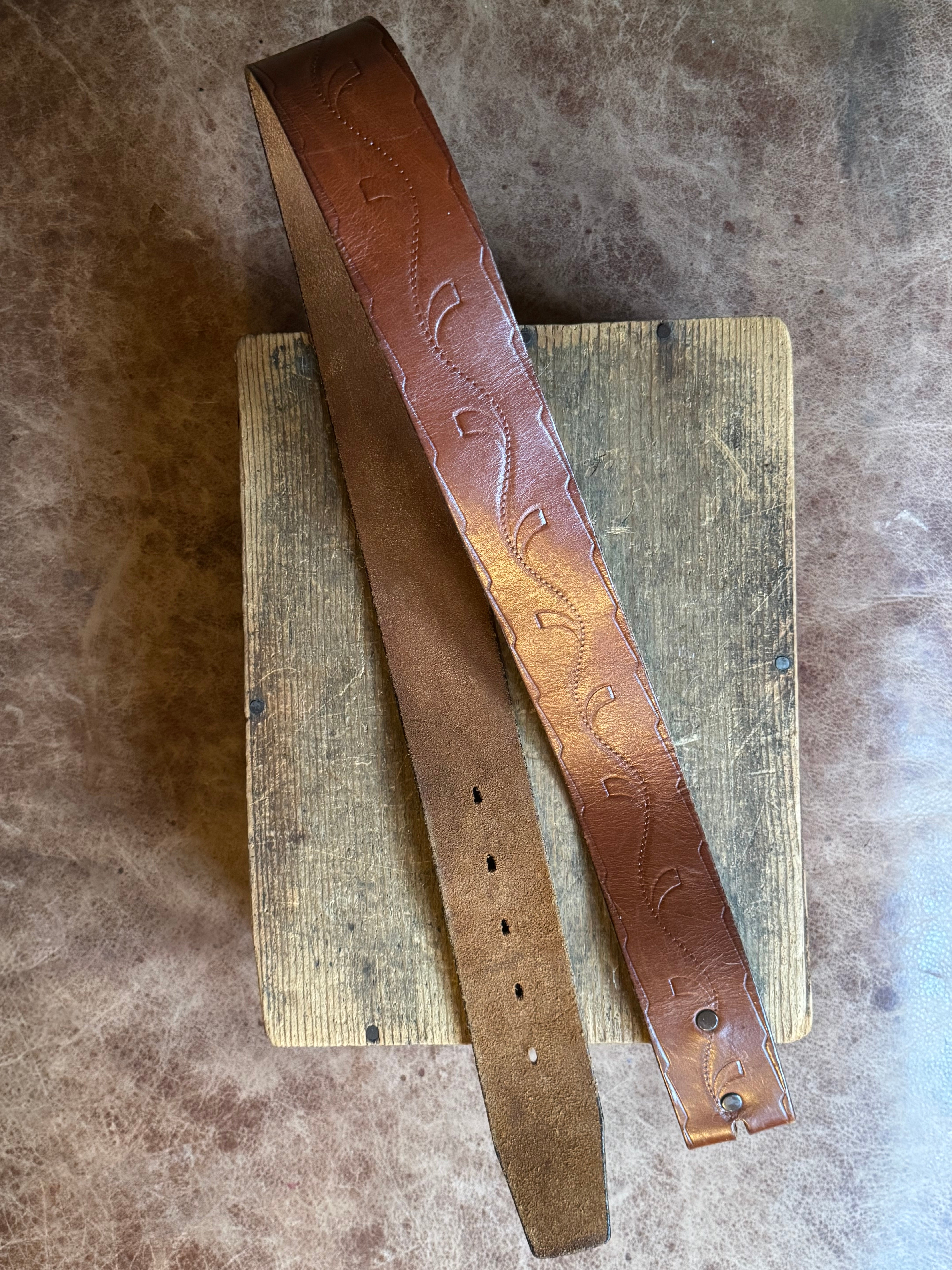 Vintage Brown Tooled Leather Belt