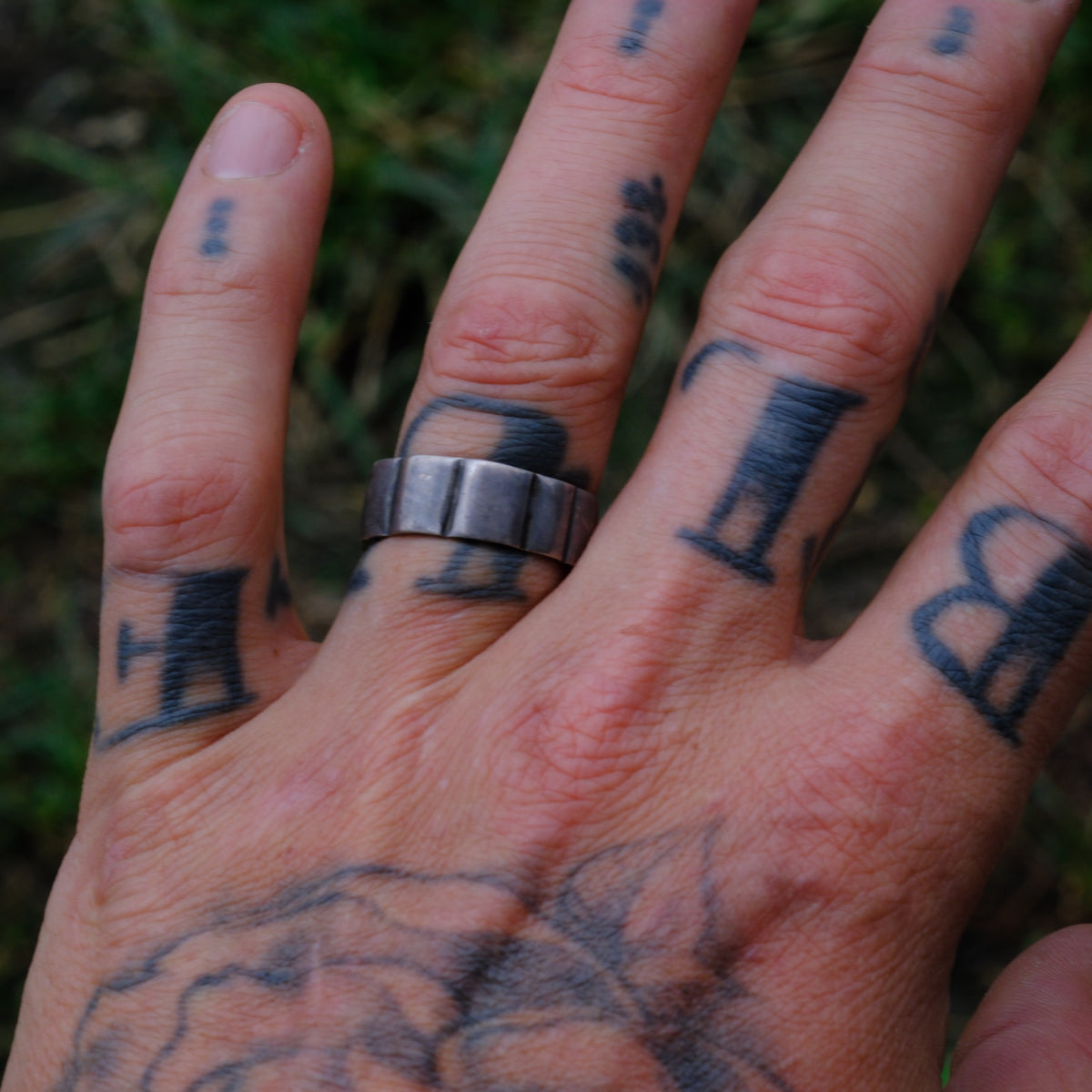 Vintage Sterling Silver Band Ring 9.25