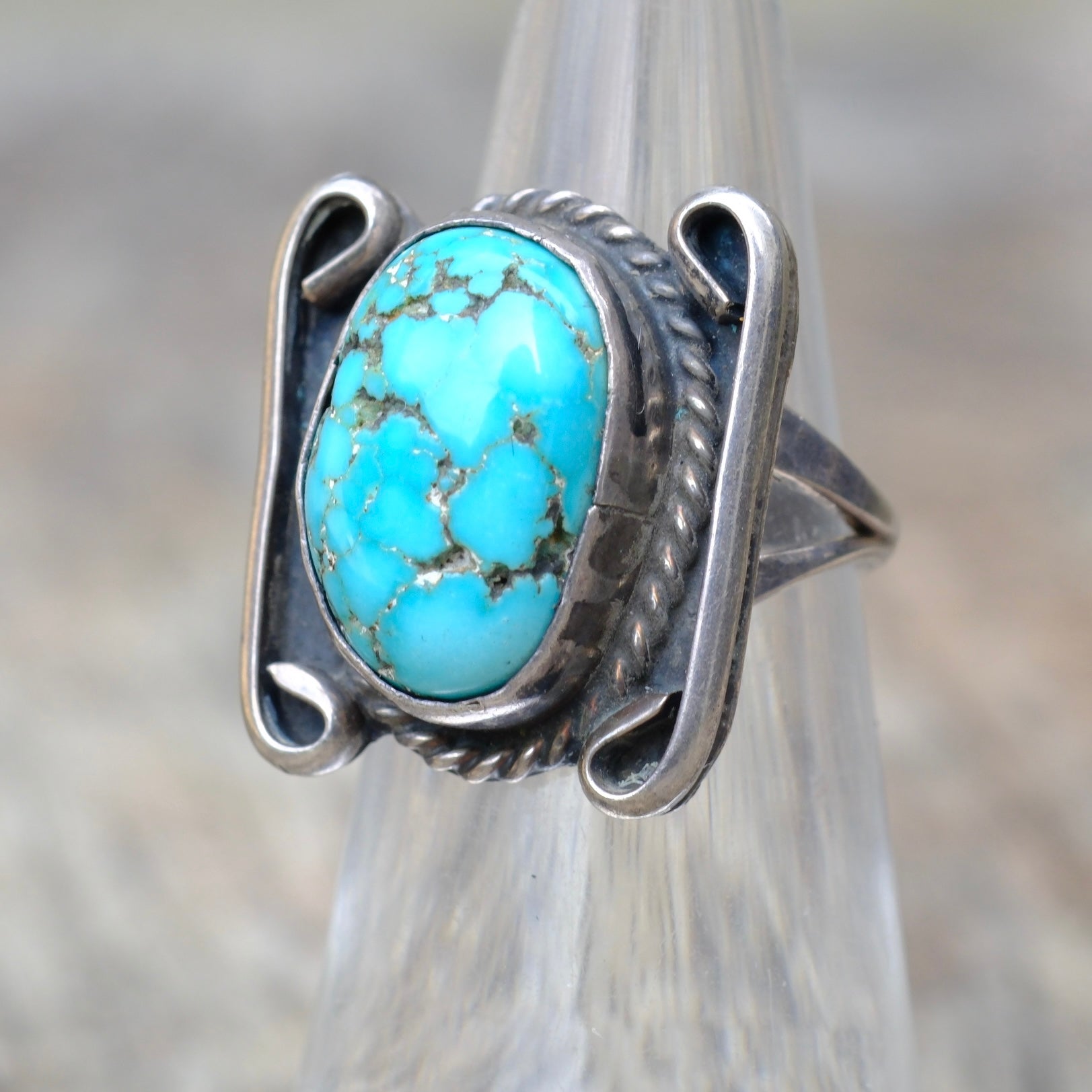 Vintage Sterling Turquoise Ring 4.25