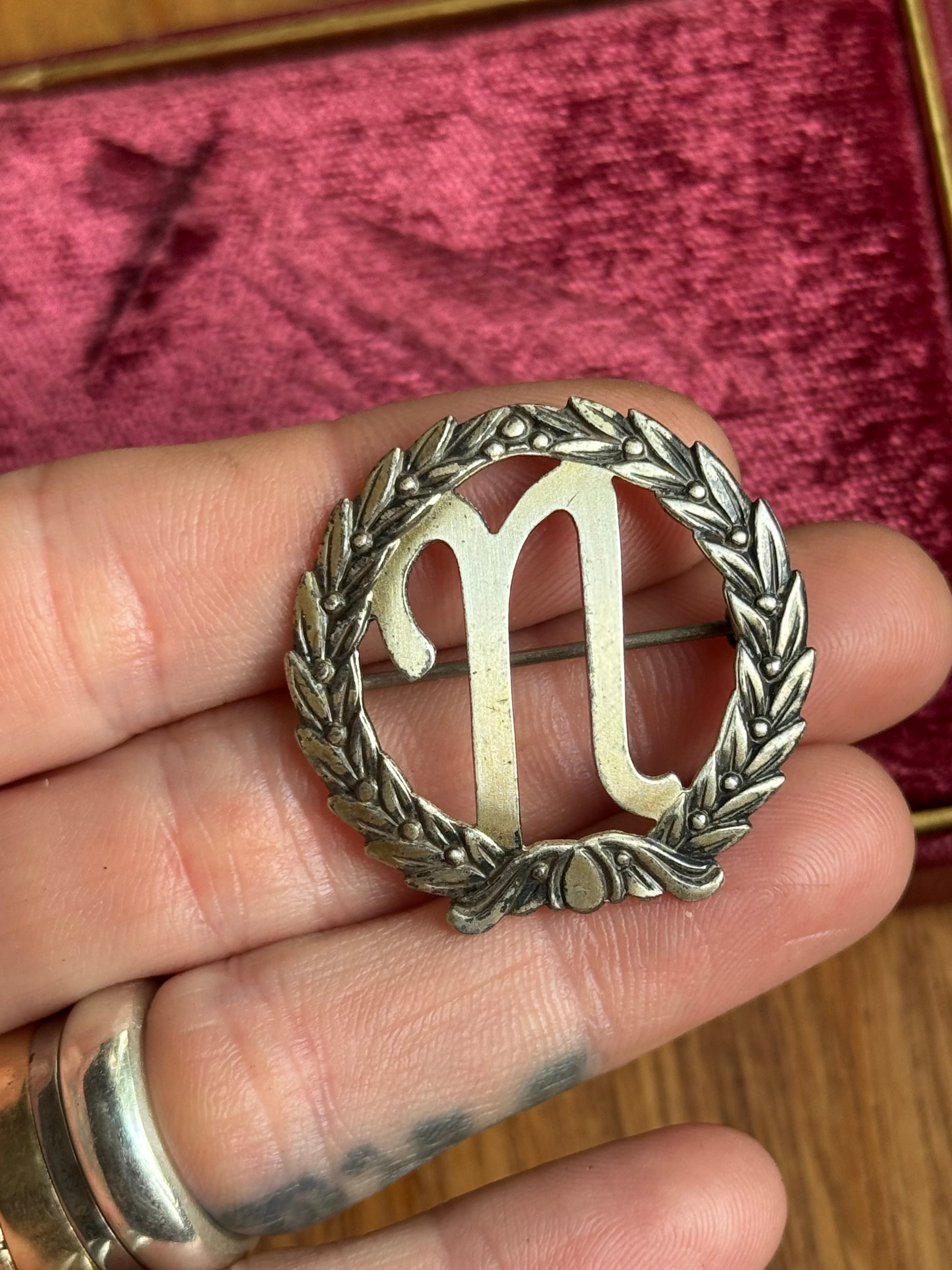 Vintage Sterling Silver Gold Toned ’N’ Initial Pin