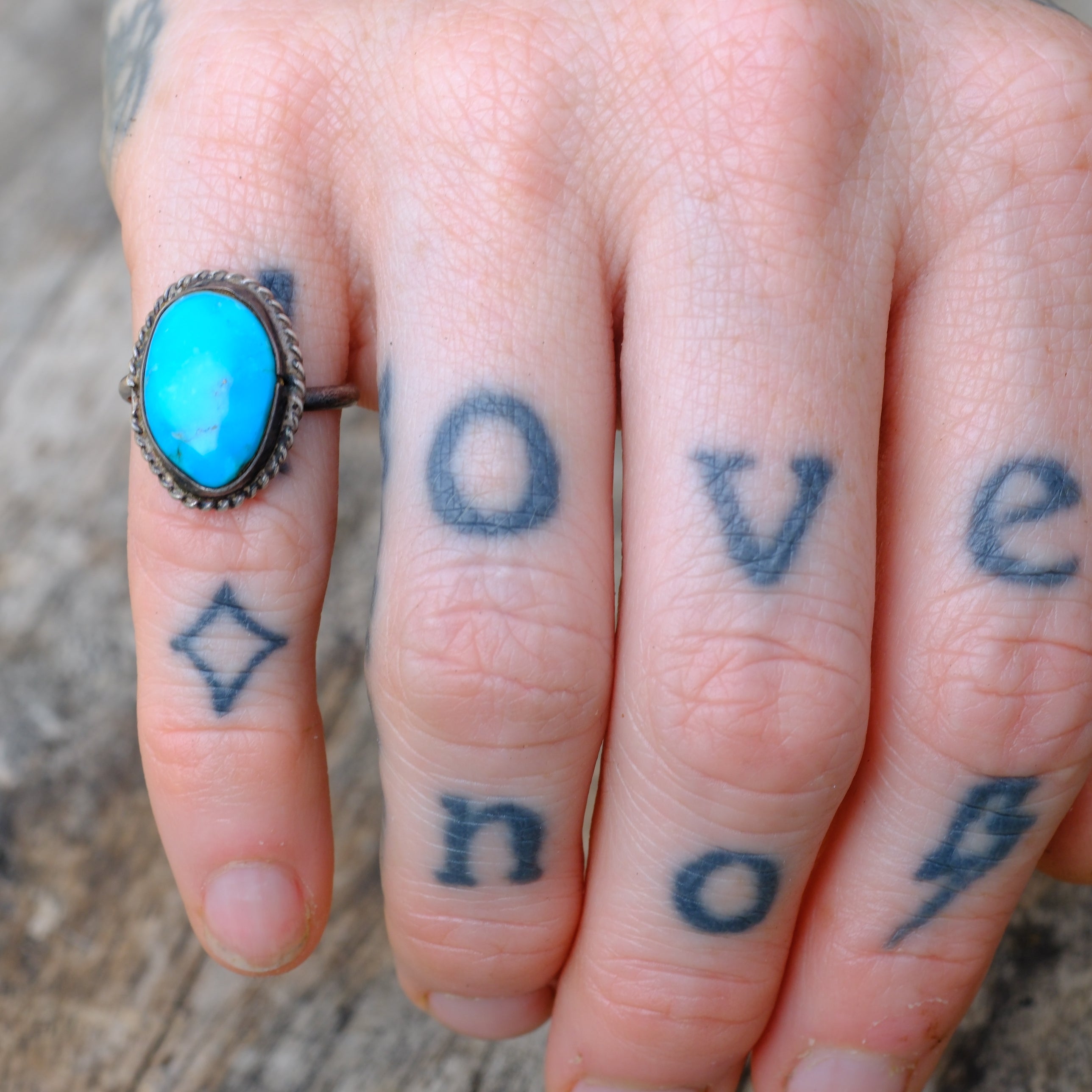 Vintage Sterling Turquoise Roper Ring 4