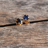 Vintage 14K Gold Blue Saphire Stud Earrings