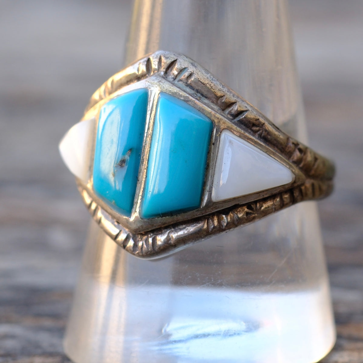 Vintage Sterling Turquoise and Mother Of Pearl Ring 10.5
