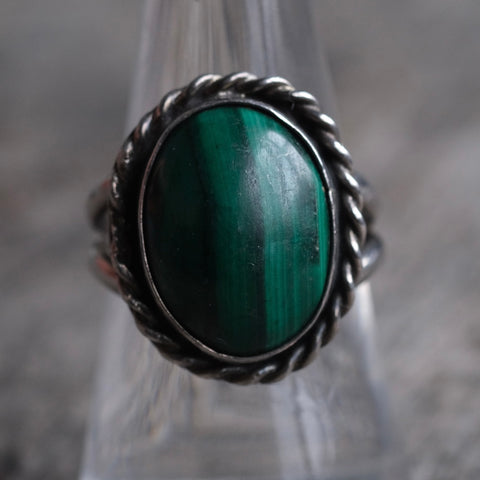 Vintage Sterling Malachite Roped Ring 8.5