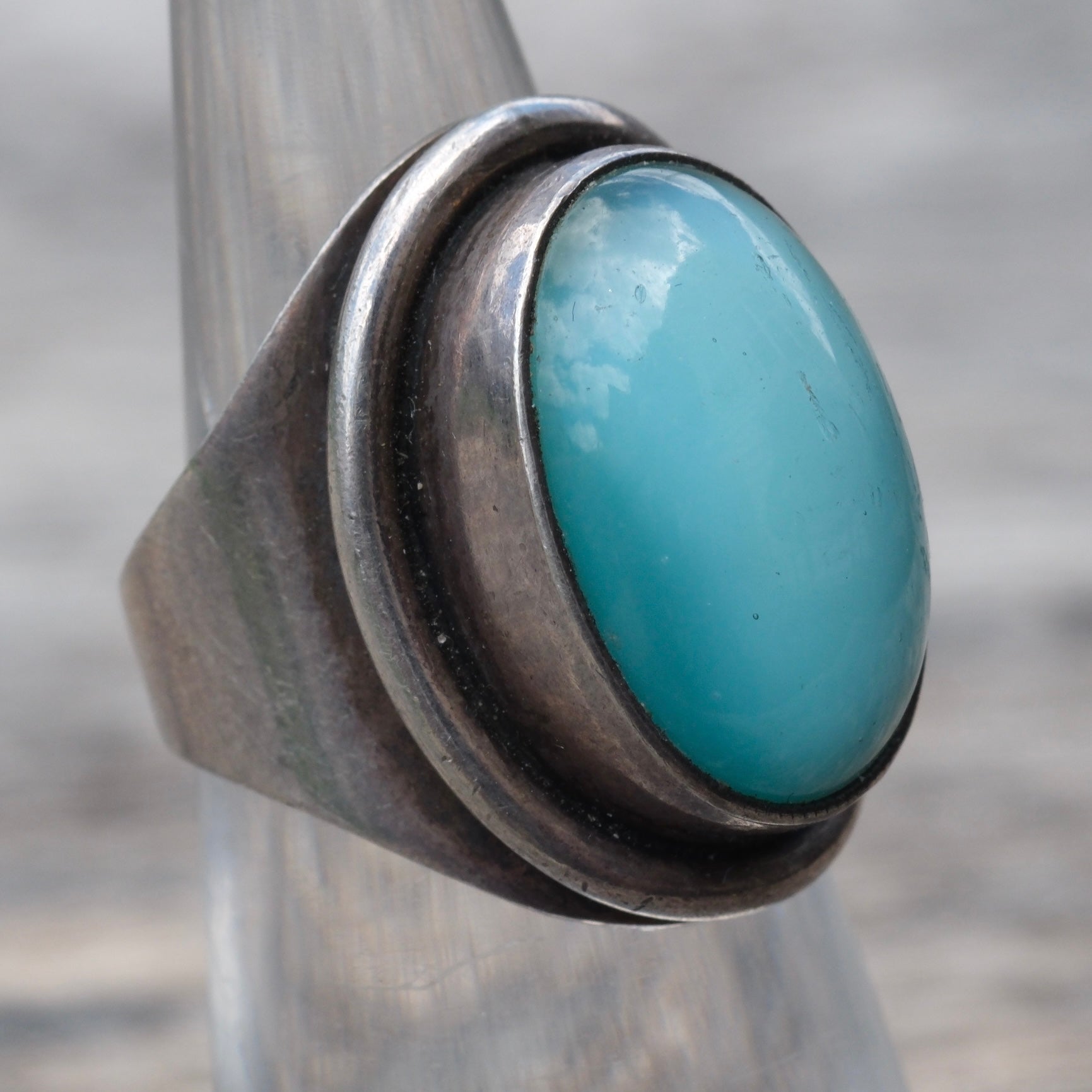 Vintage Sterling Green Cats Eye Ring 5