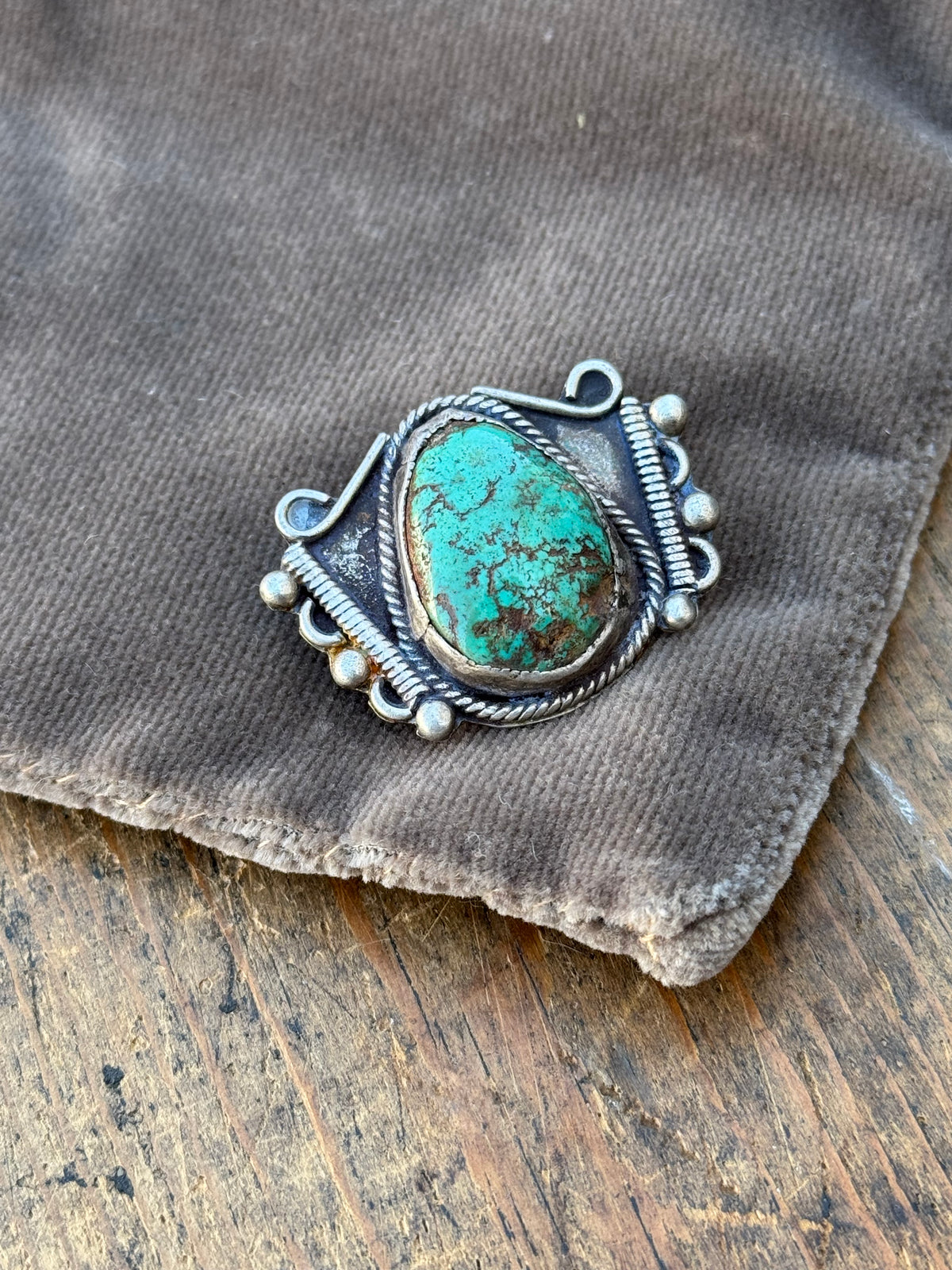 Vintage Sterling Silver Roped Turquoise Pin