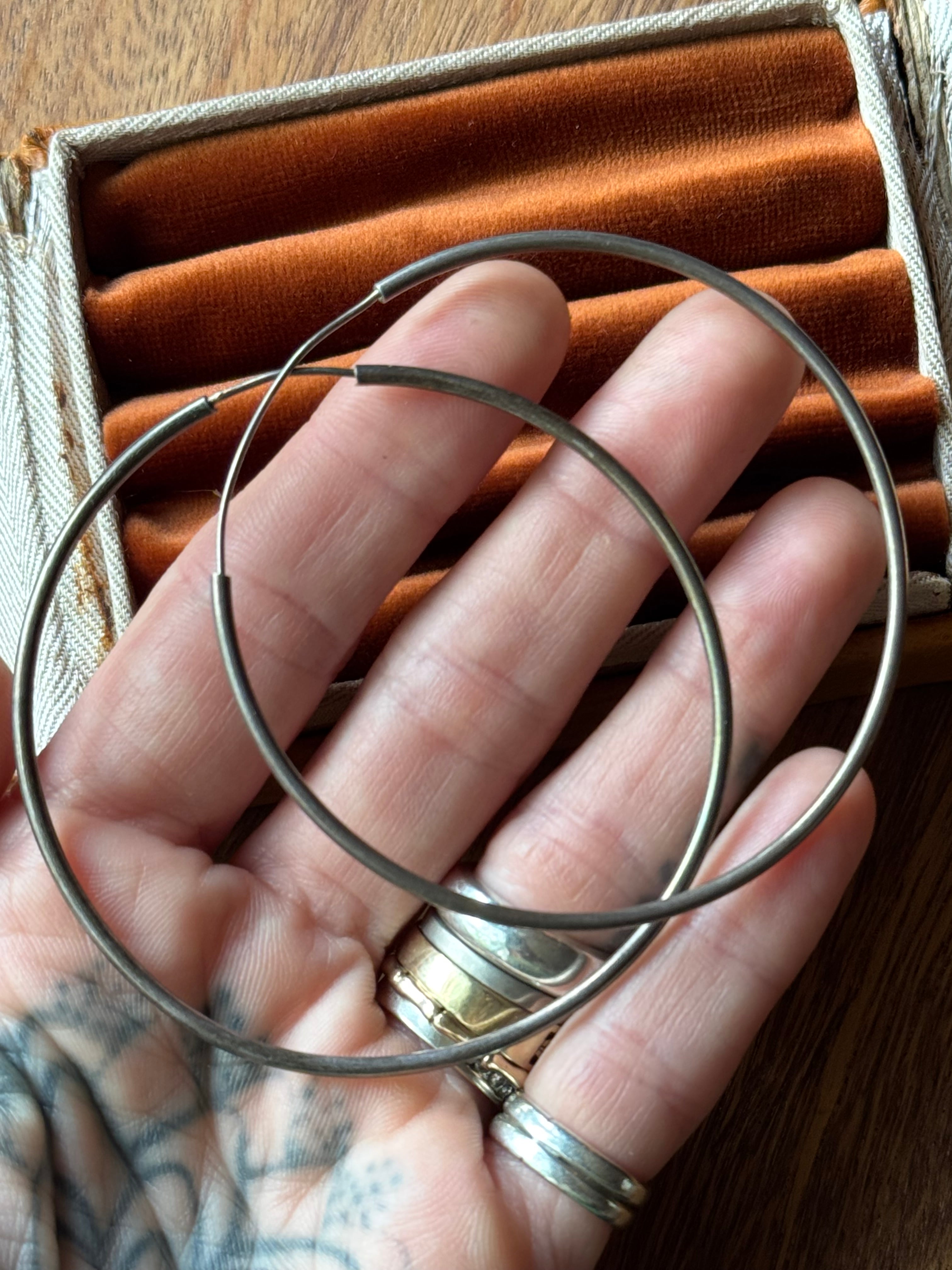Vintage Sterling Silver Hollow Threaded Hoops