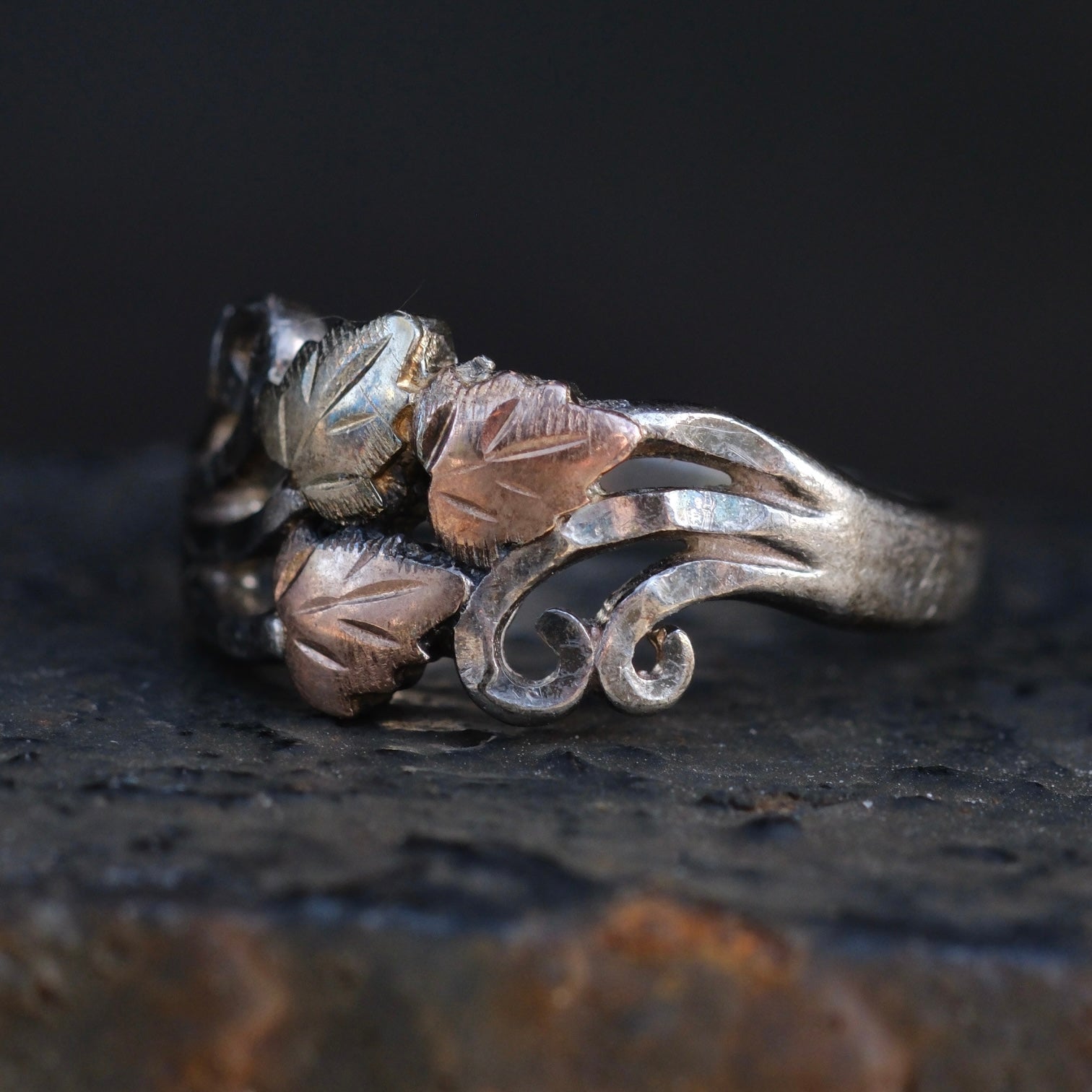 Vintage Sterling and Gold Leaf Ring 5.75