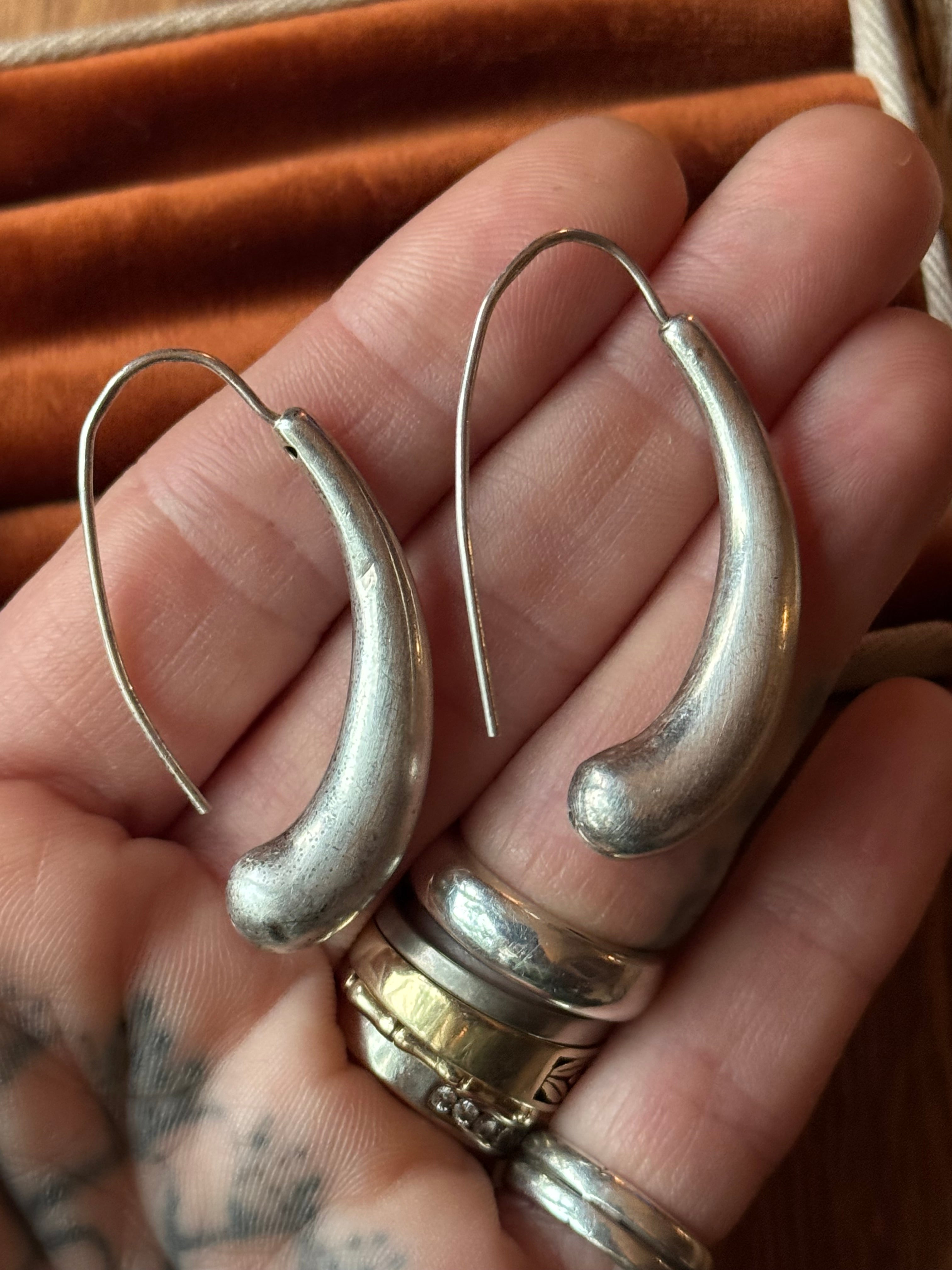 Vintage Sterling Silver Teardrop Hoops