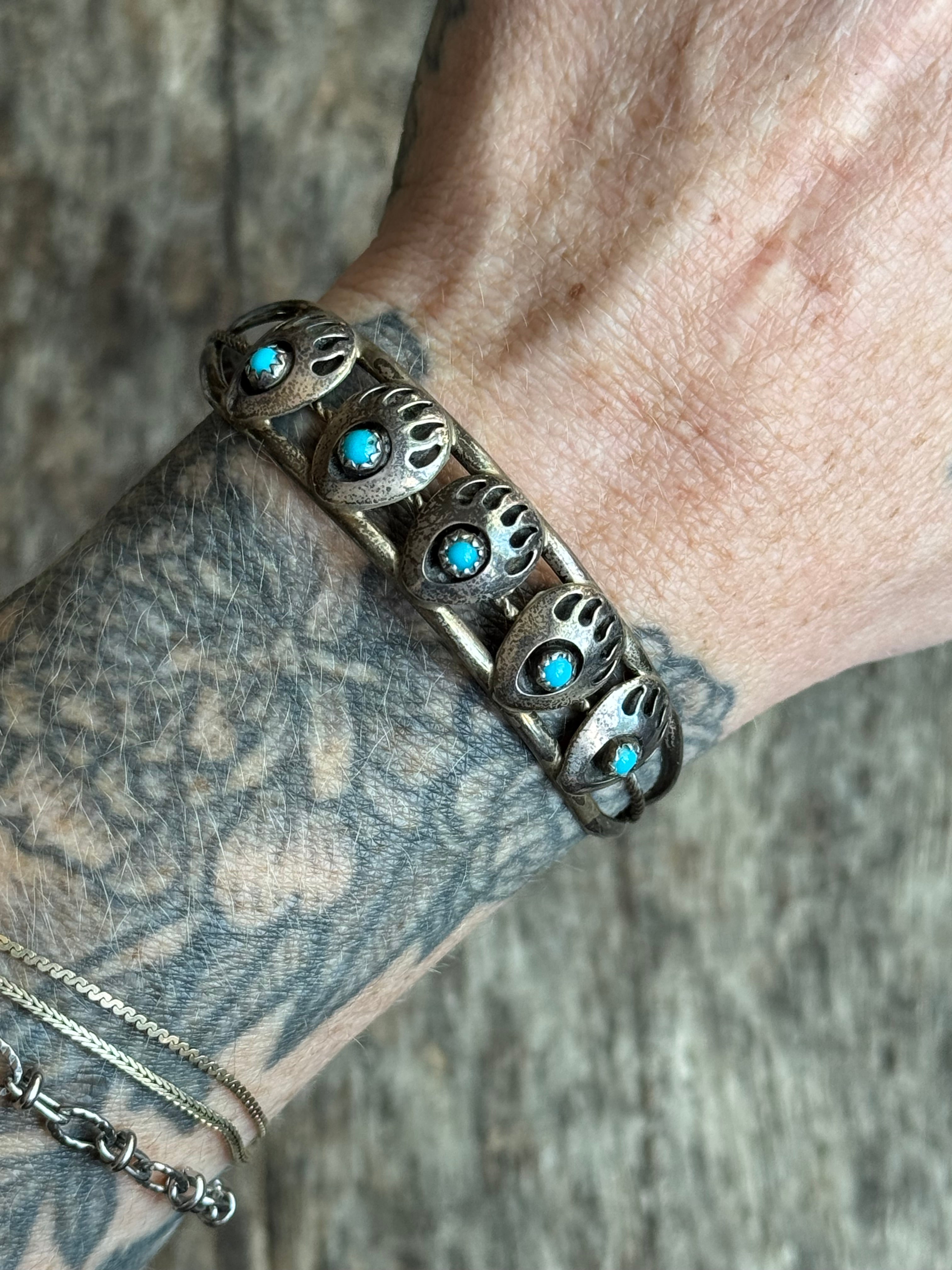 Vintage Sterling Silver Turquoise Bearclaw Shadowbox Cuff