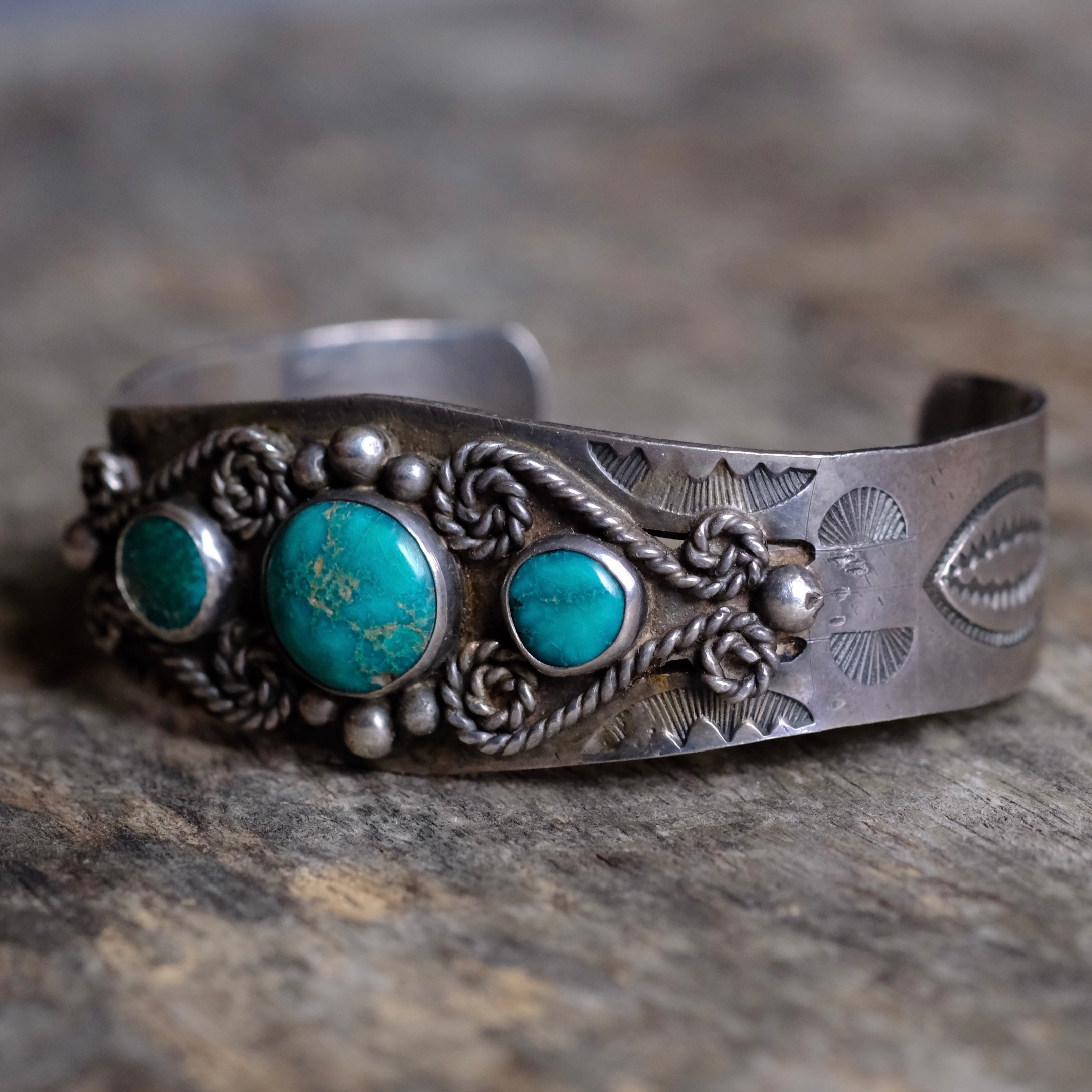 Vintage Fred Harvey Era Sterling 3-Stone Stamped Cuff Bracelet