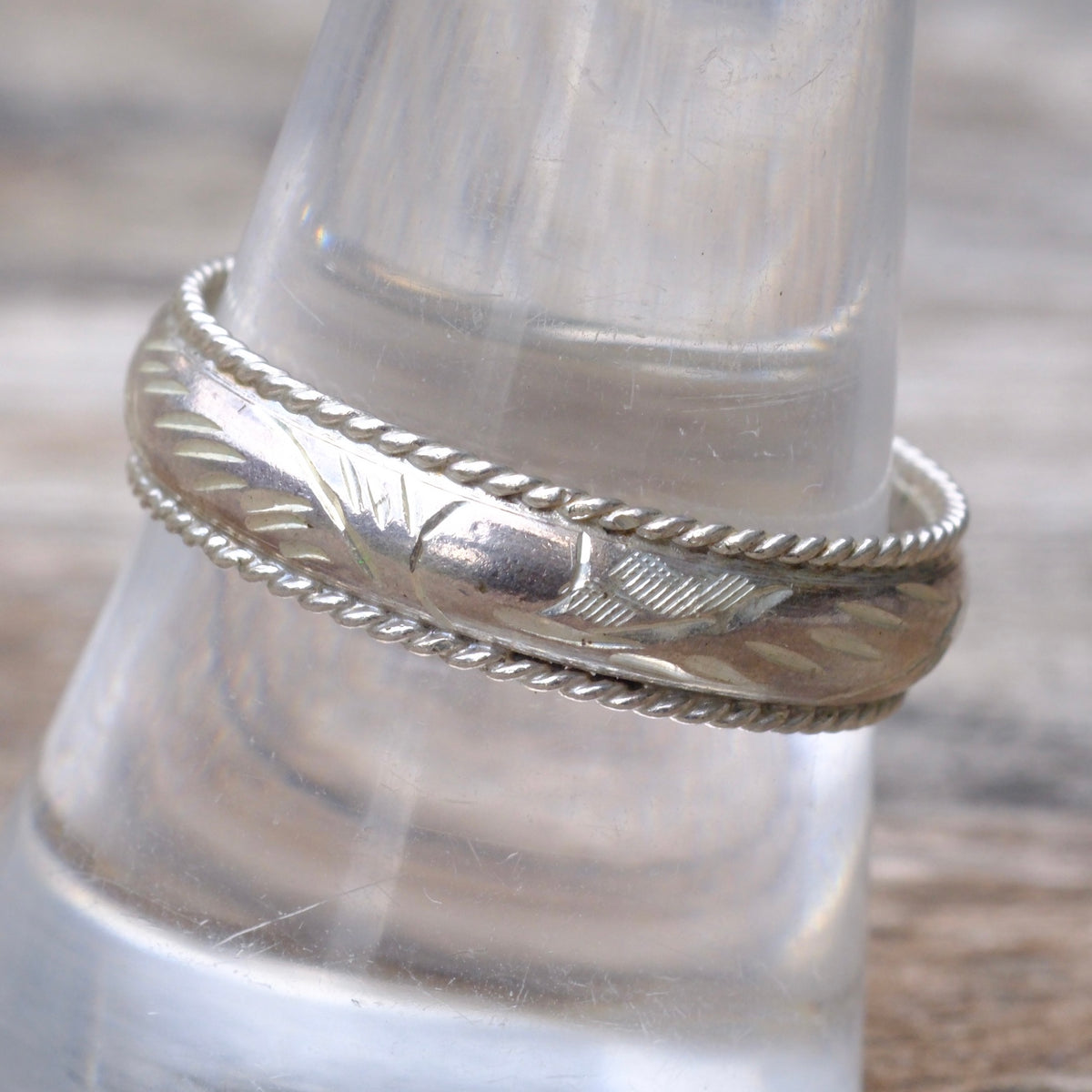 Vintage Sterling Sroll Band Ring 9.75