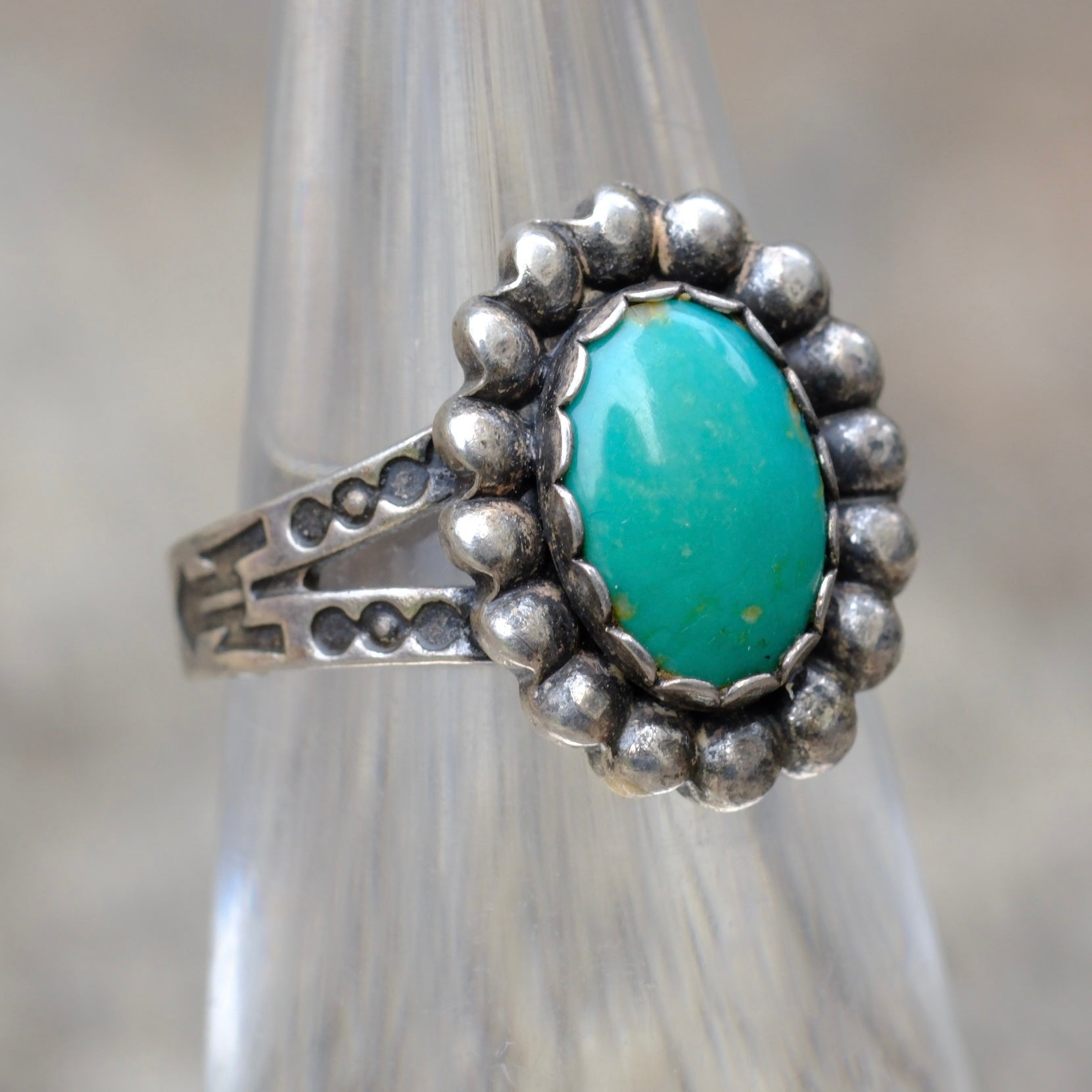 Vintage Sterling Turquoise Stamped Band Ring 5.25