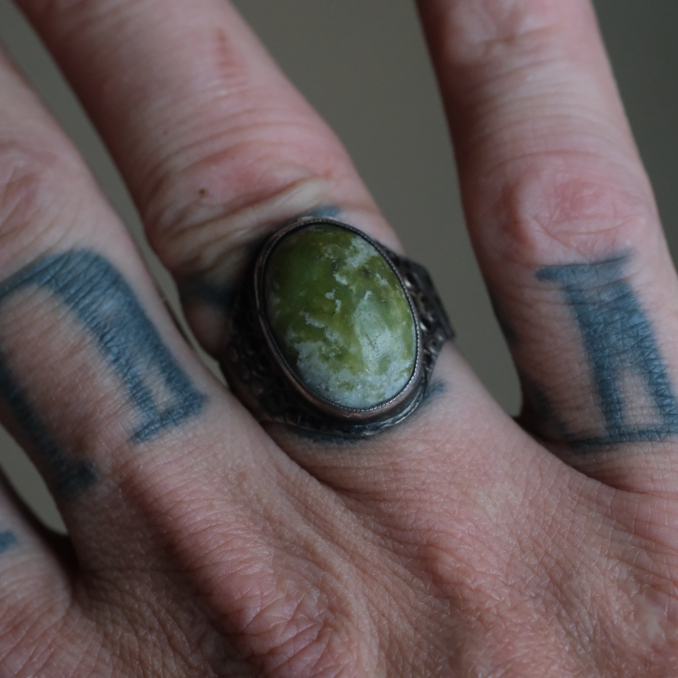 Vintage Sterling Serpentine Stamped Band Ring 8