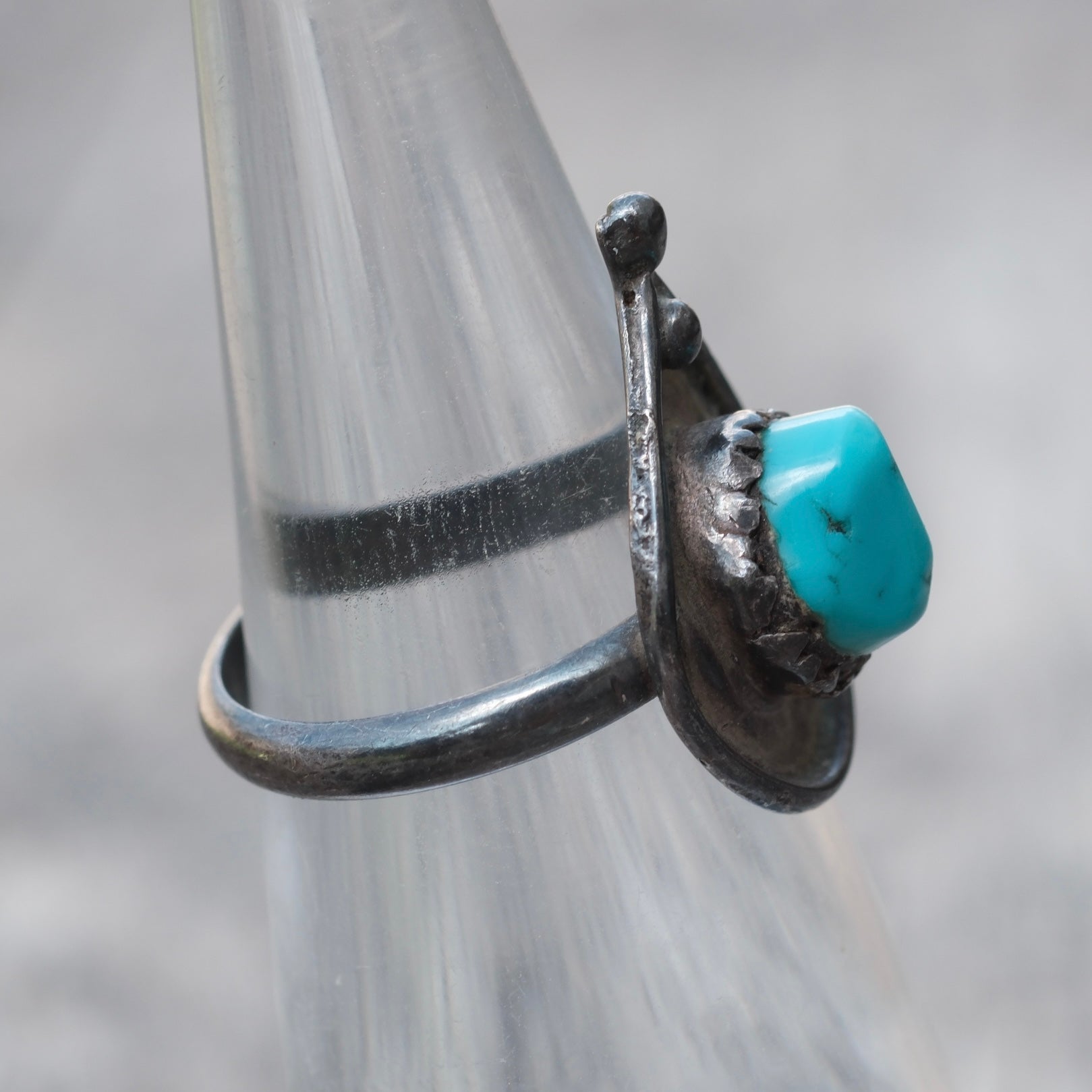 Vintage Sterling Turquoise Ring 4.5