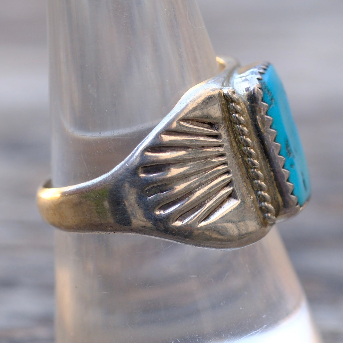 Vintage Sterling Turquoise Stamped Band Ring 8.75