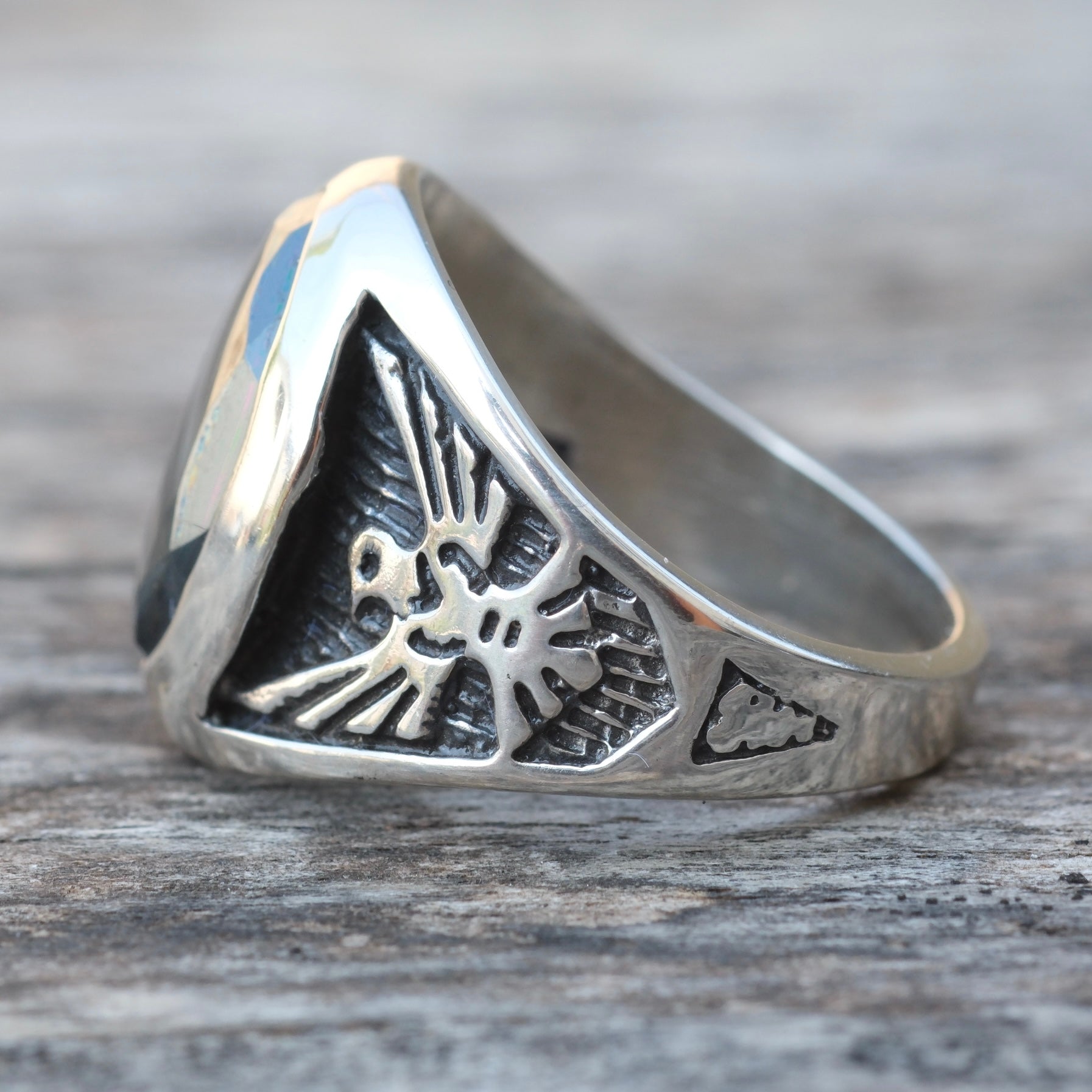 Vintage Sterling Thunderbird Hematite Ring 12.75