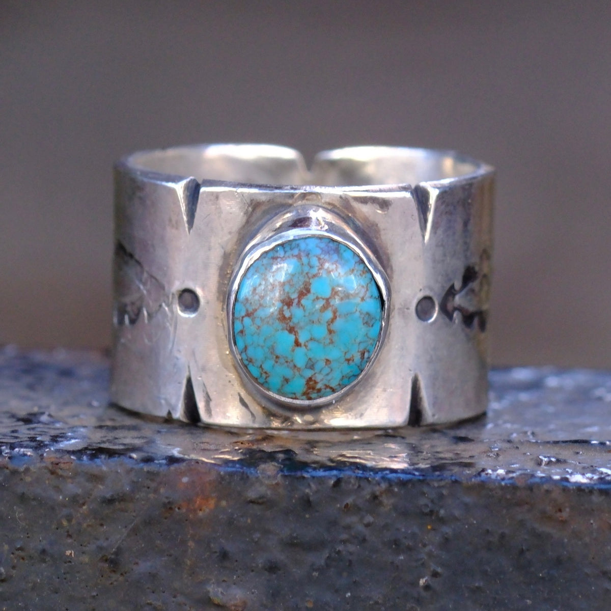 Sterling Silver Bisbee Turquoise Stamped Cigar Band Ring 9.25