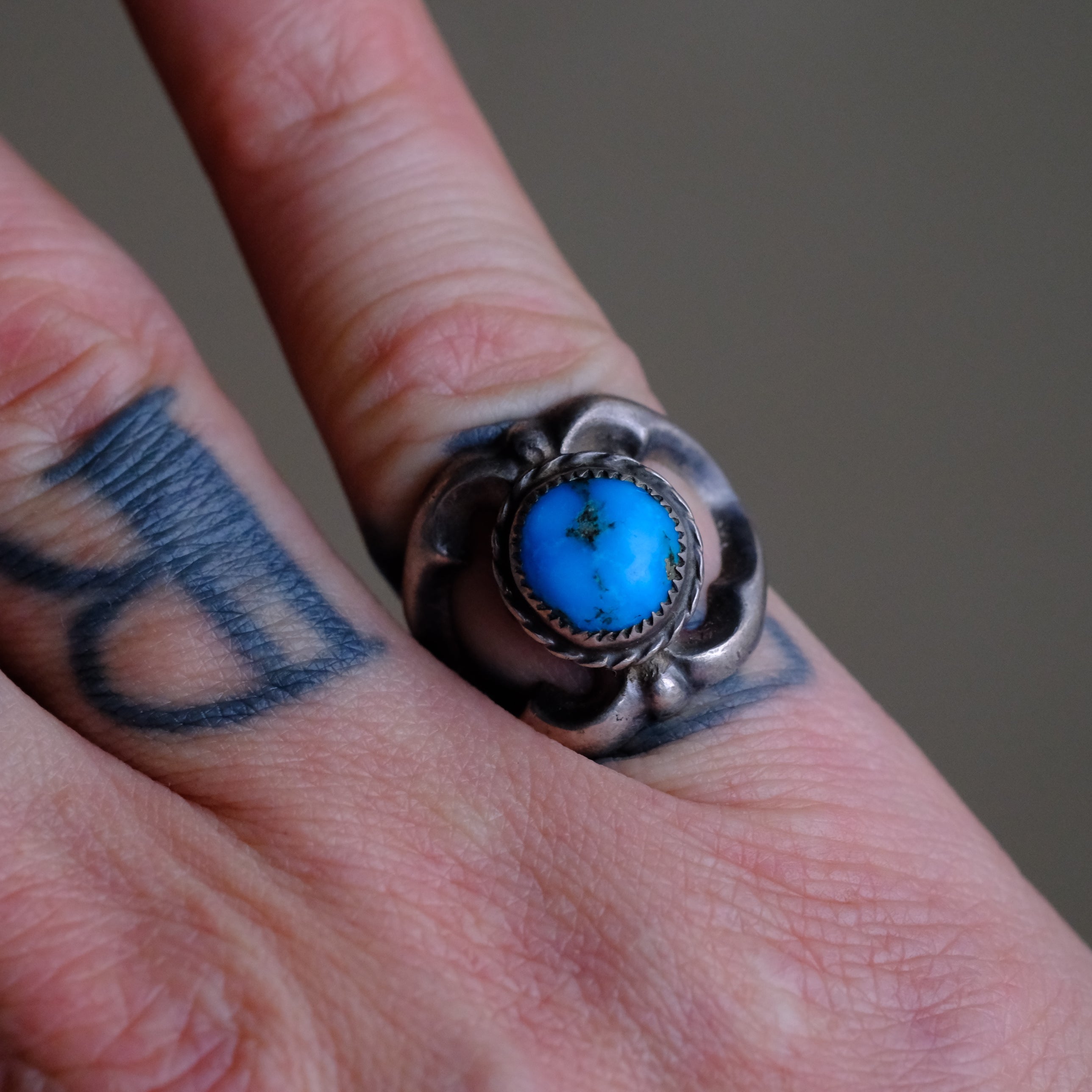 Vintage Sterling Turquoise Sandcast Ring 5