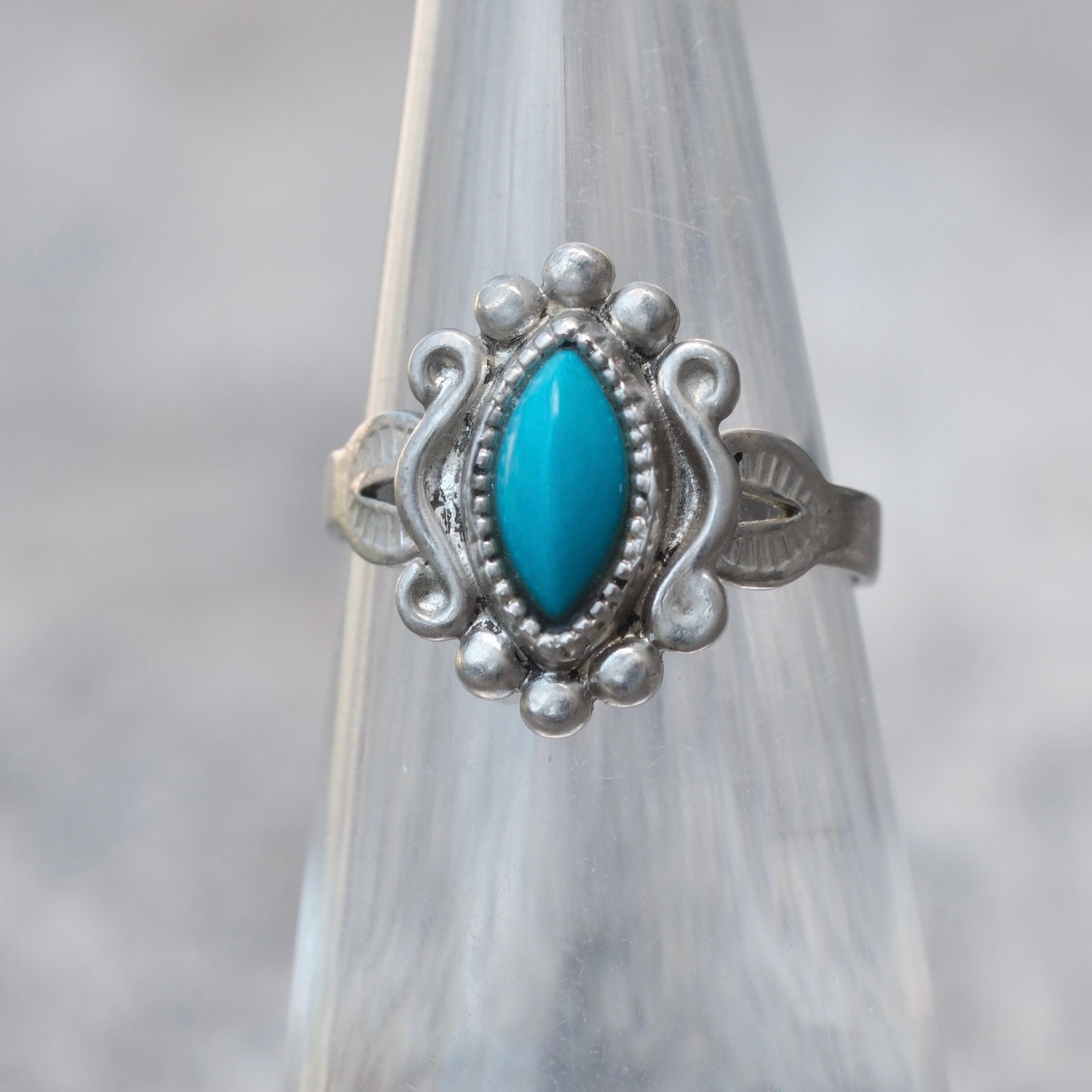 Vintage Sterling Turquoise Ring 4.75