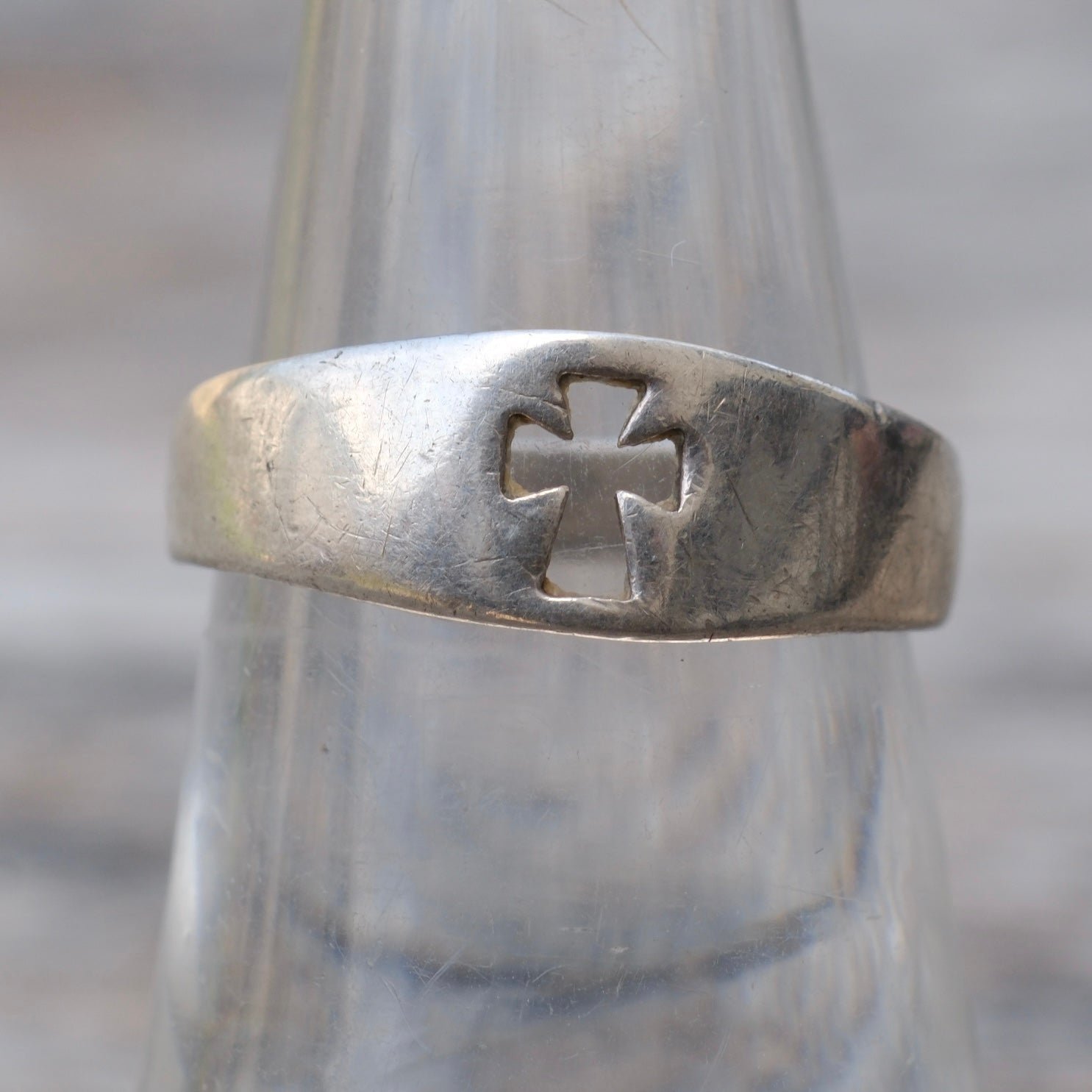 Vintage Sterling Silver Cross Ring 6.5
