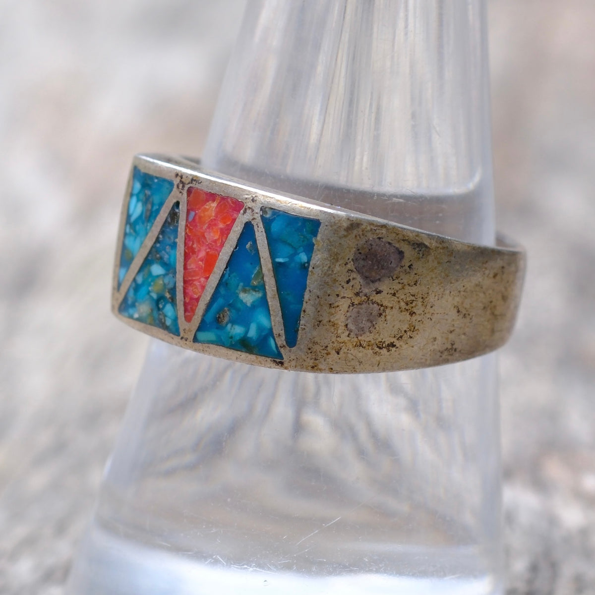 Vintage Sterling Crushed Turquoise and Coral Inlay Ring 8.75