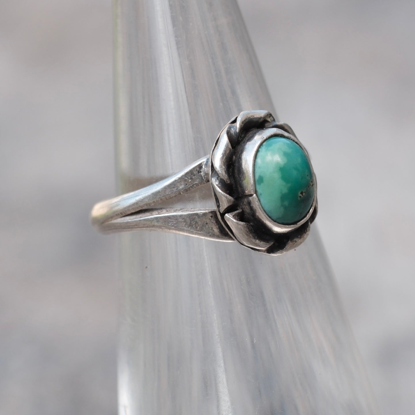 Vintage Sterling Turquoise Roper Ring 3.5