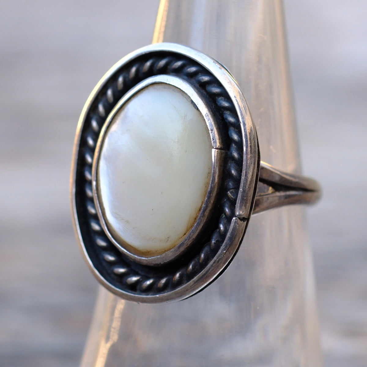 Vintage Sterling Mother Of Pearl Roper Ring 6.5