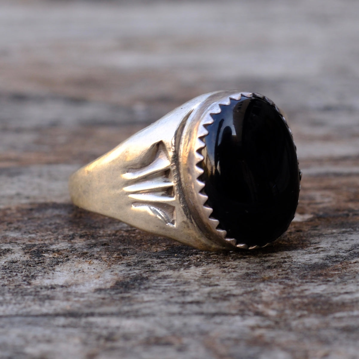 Vintage Sterling Onyx Stamped Band Ring 8.75