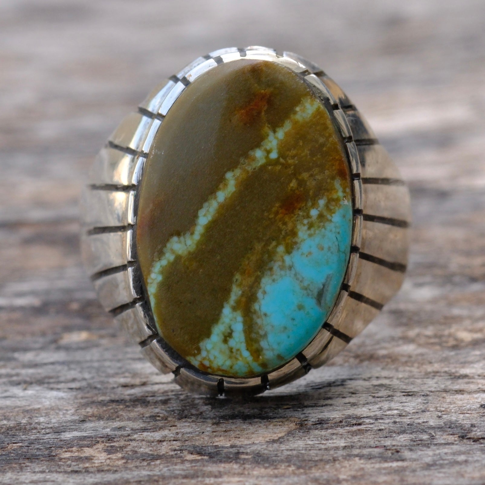 Vintage Sterling Turquoise Ribbed Band Ring 8.75