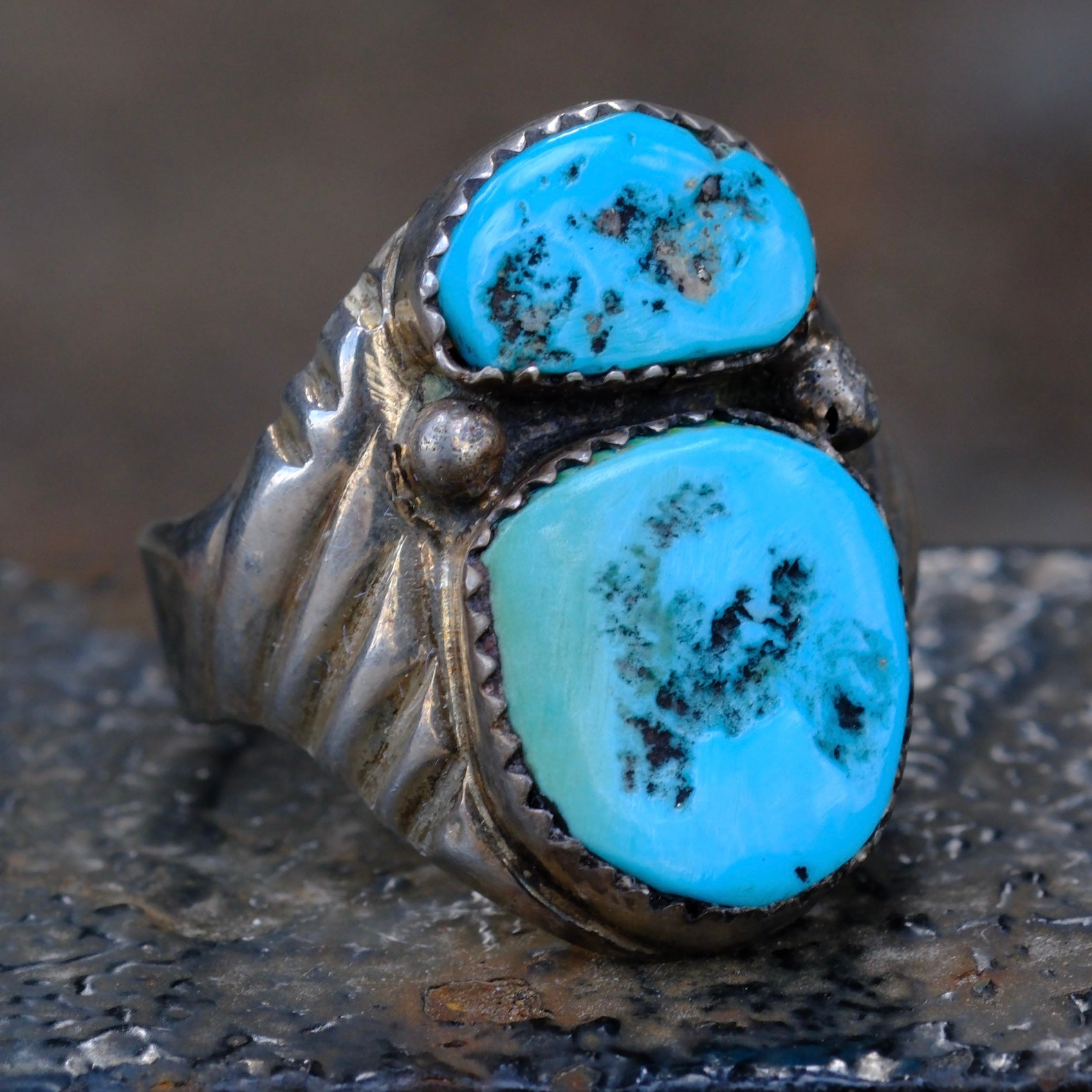 Vintage Sterling 2-Stone Turquoise Ribbed Band Ring 9.5