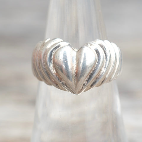 Vintage Sterling Heart Ring 6.5