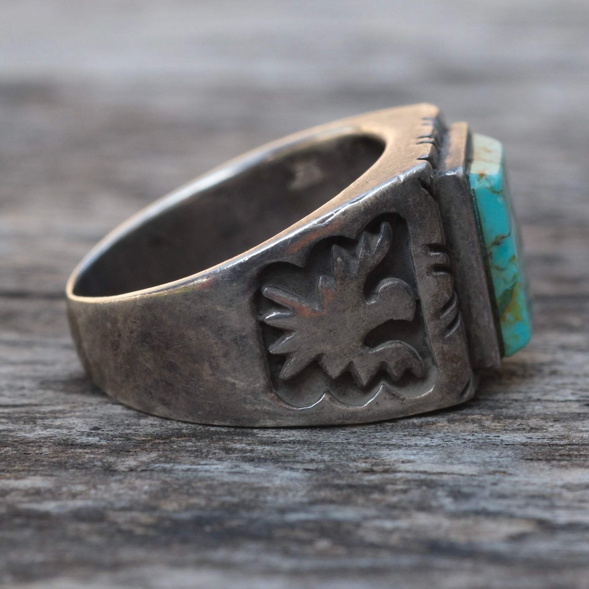 Vintage Sterling Turquoise Thunderbird Ring 9.75