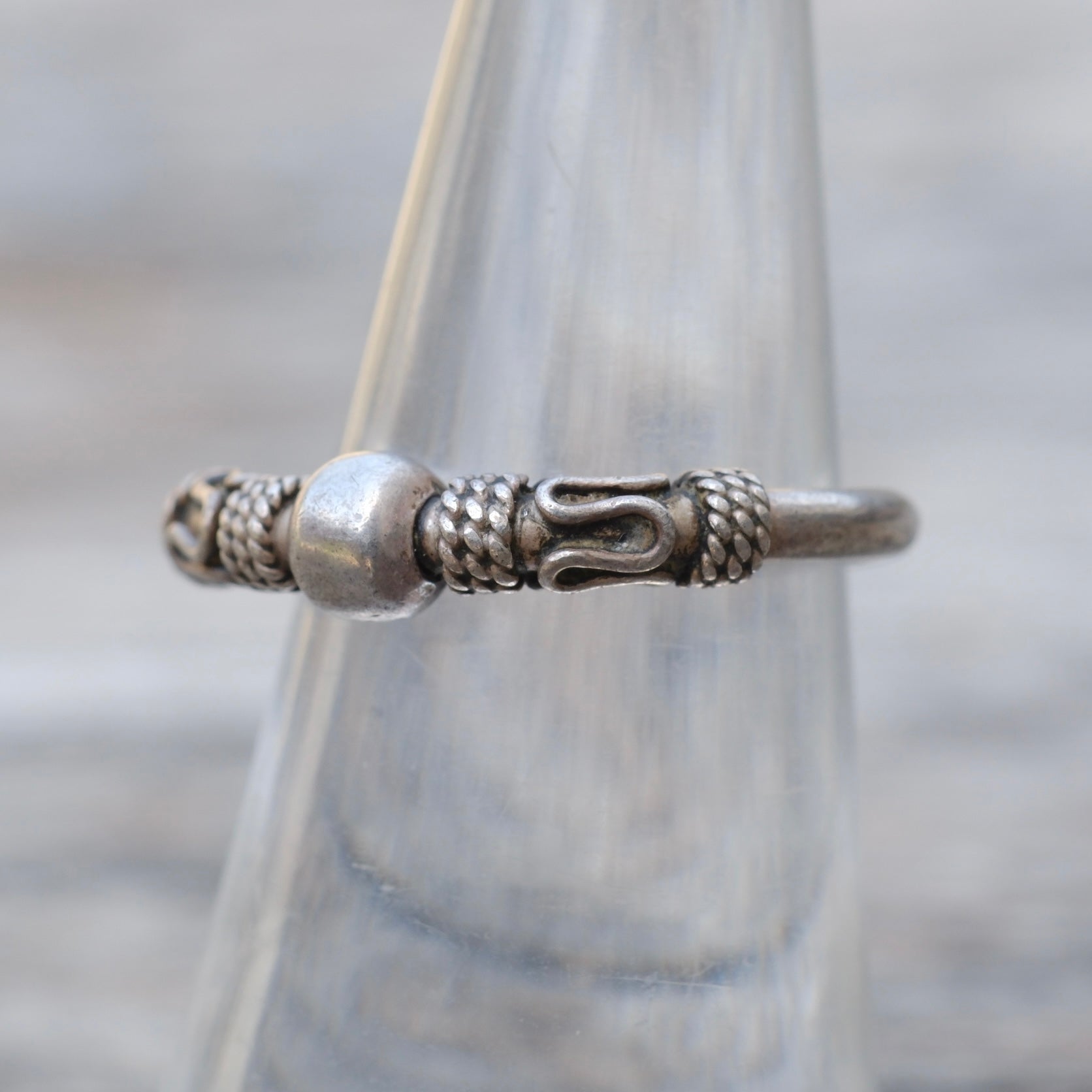 Vintage Sterling Silver Ring 5.75